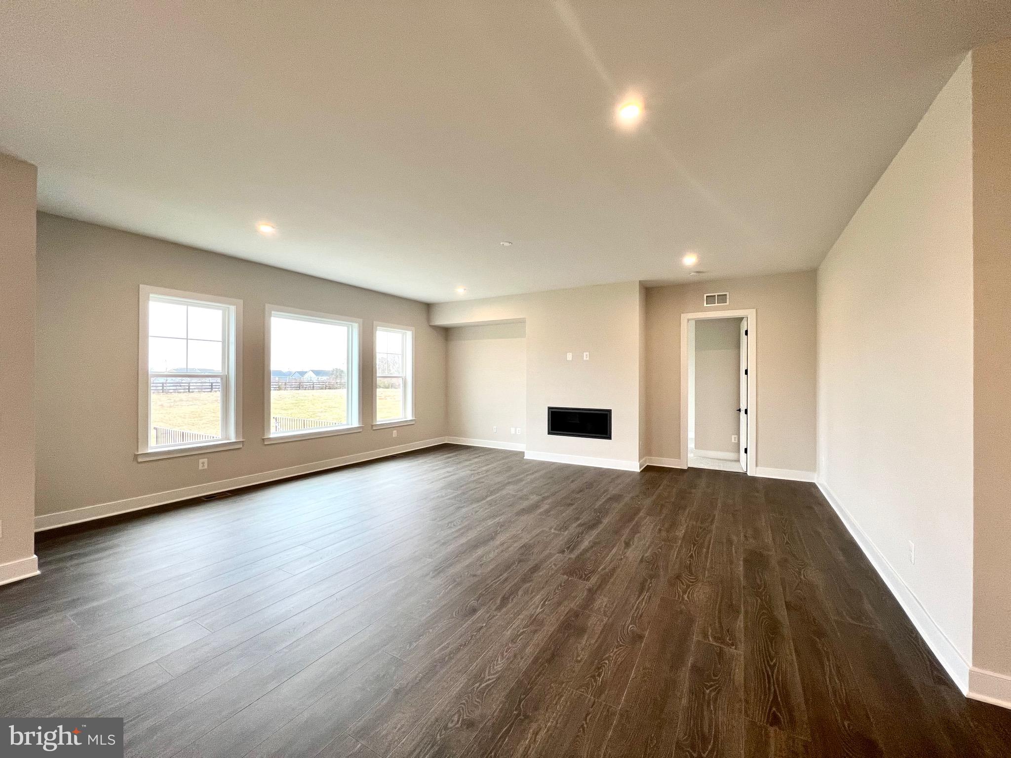 WILLOWSFORD - Residential