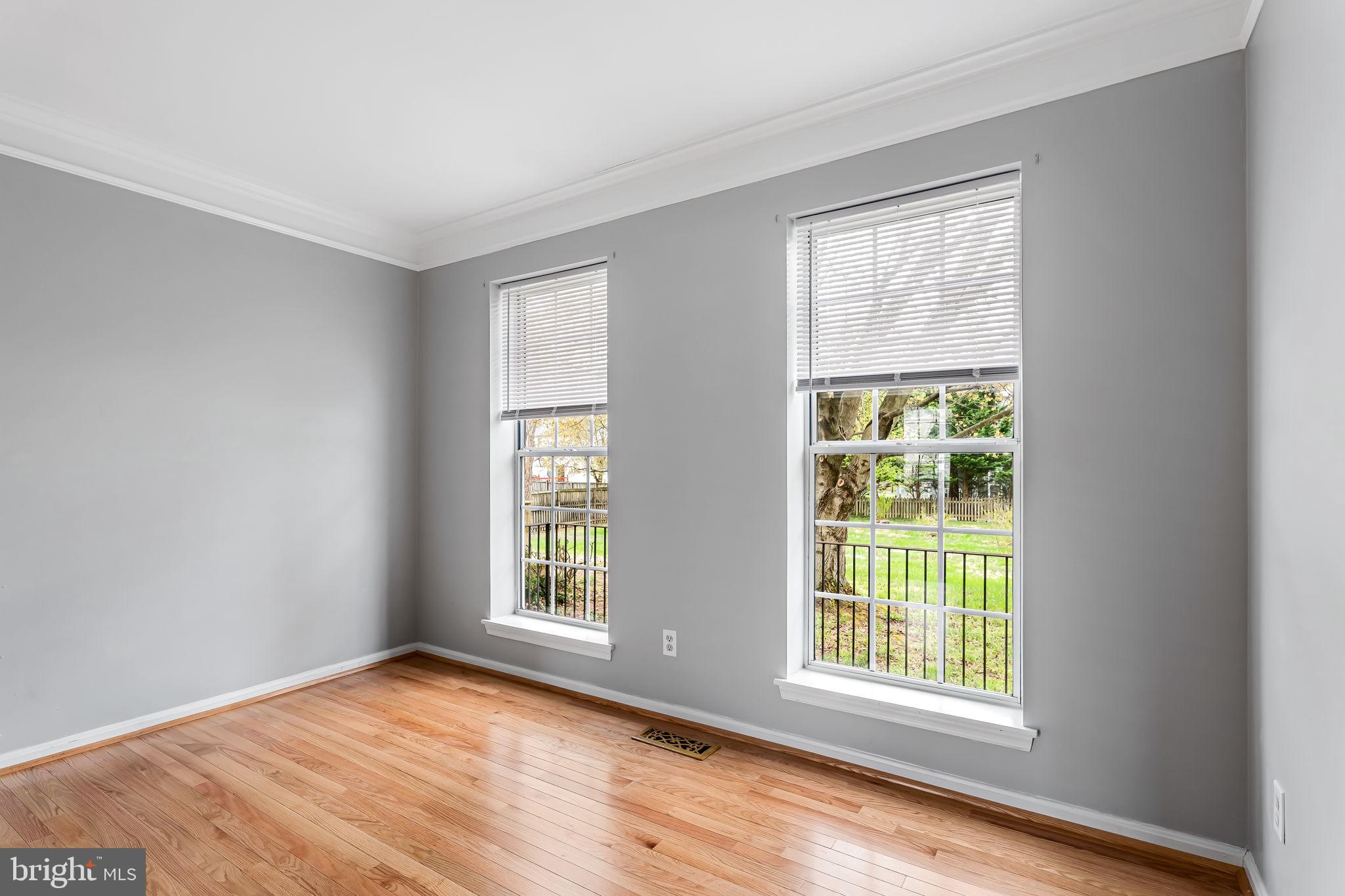 MEADOWLAND - Residential