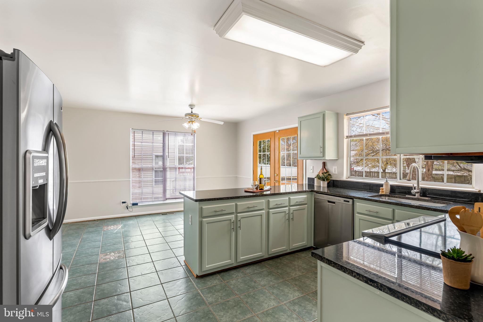 MEADOWLAND - Residential