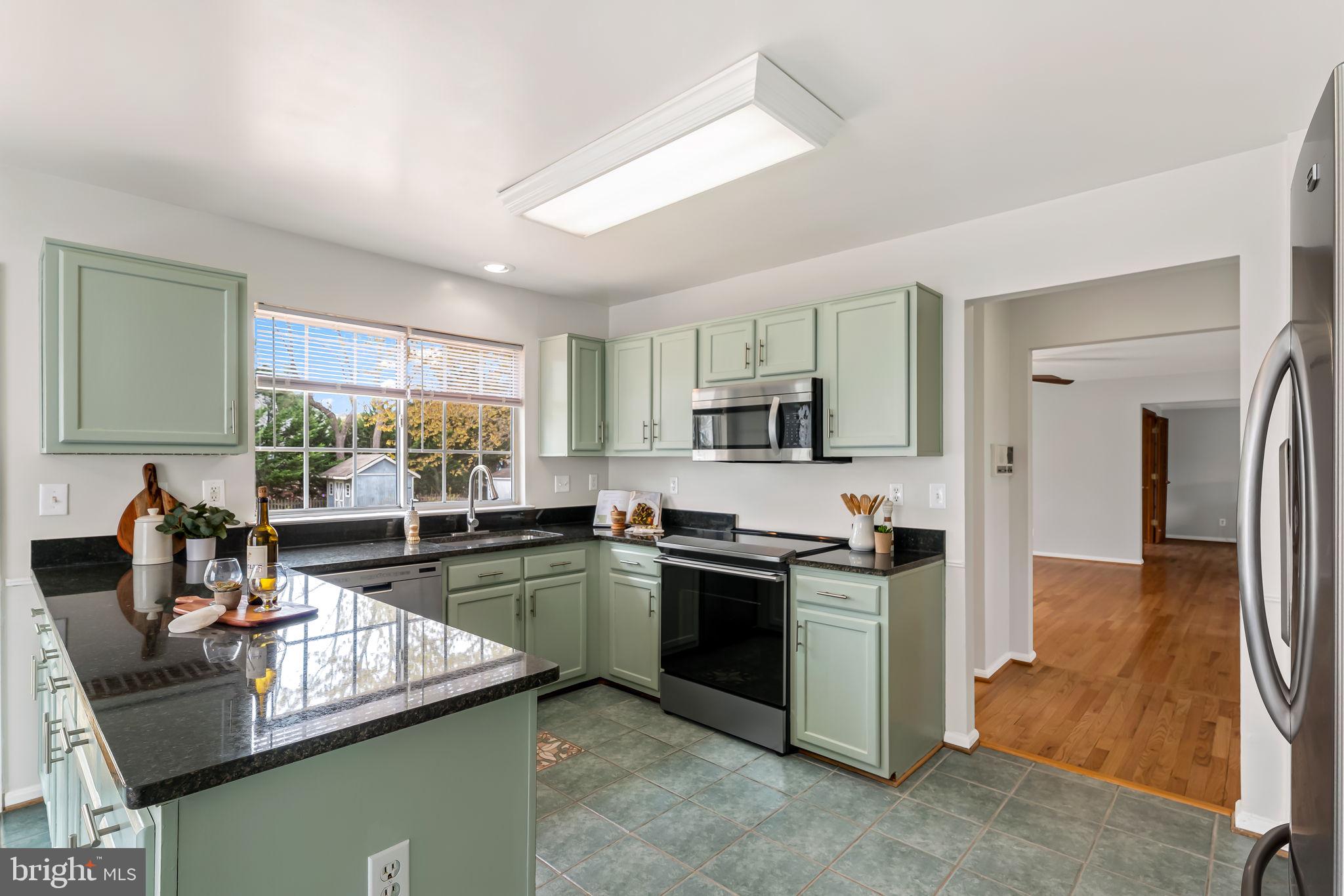 MEADOWLAND - Residential