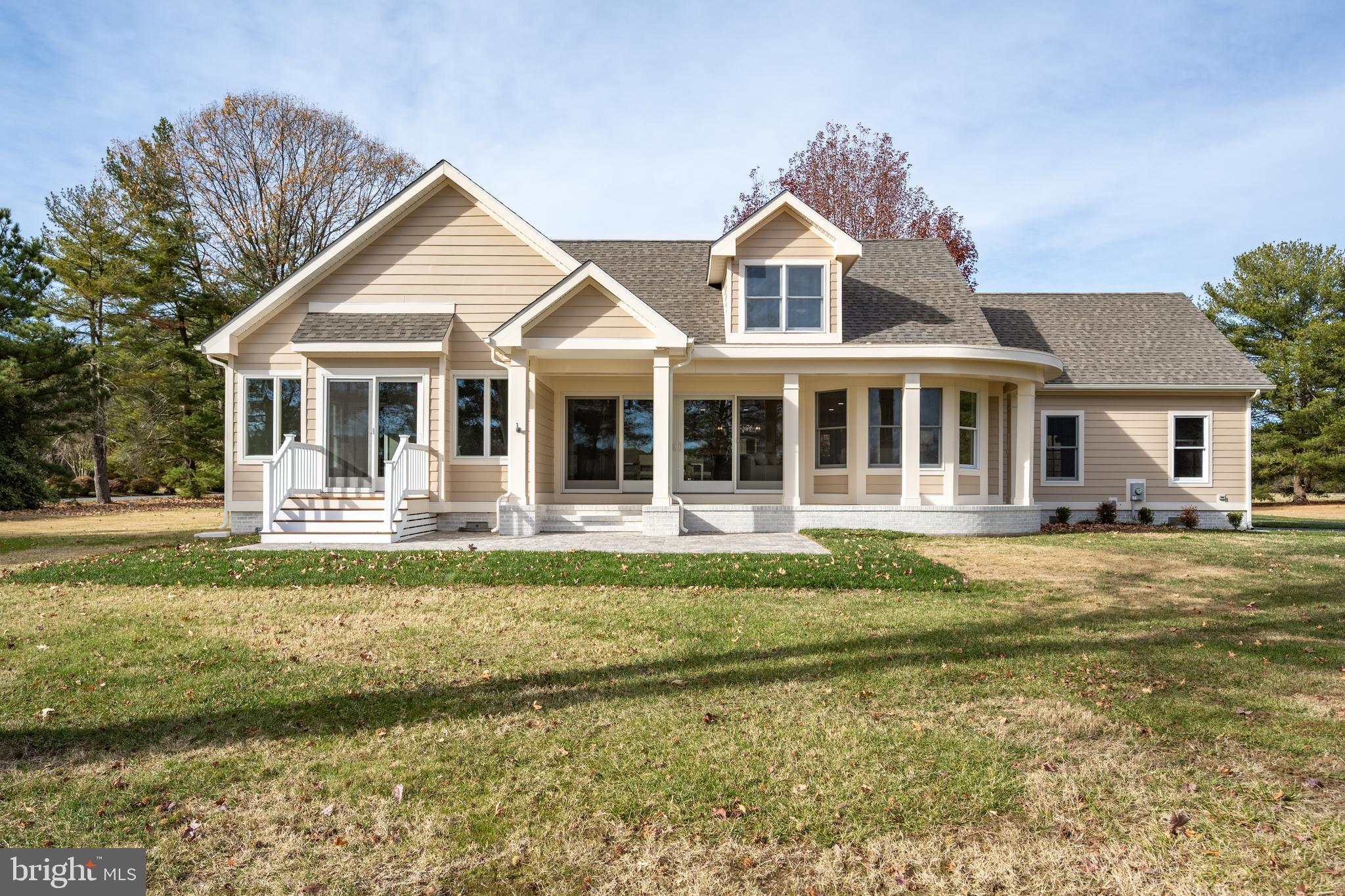 MALLARD POINT - Residential