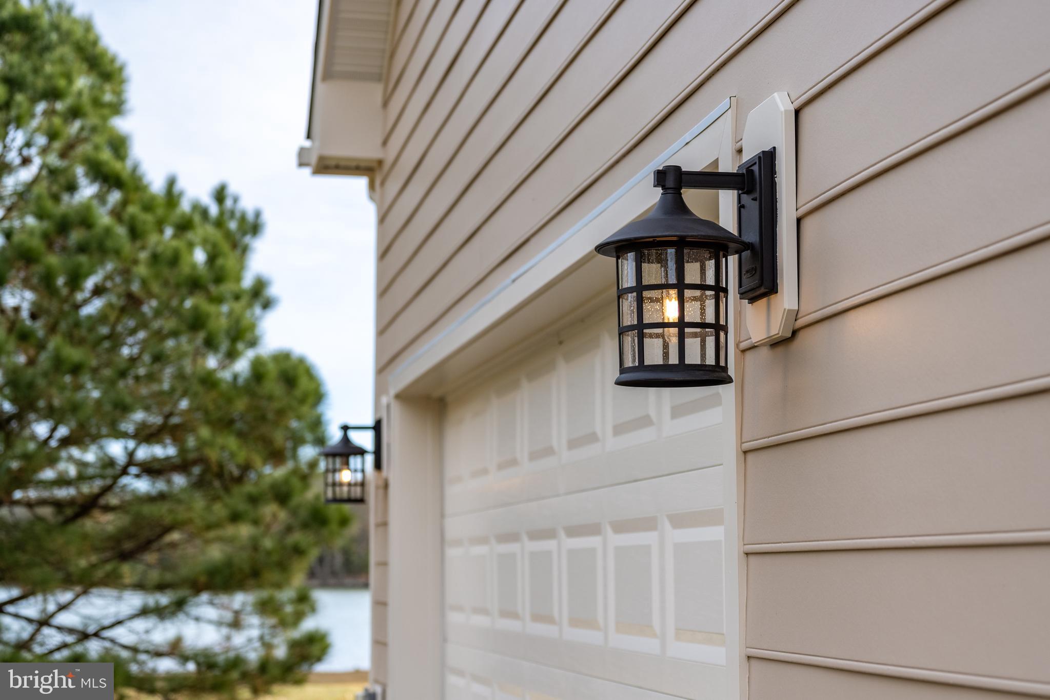 MALLARD POINT - Residential