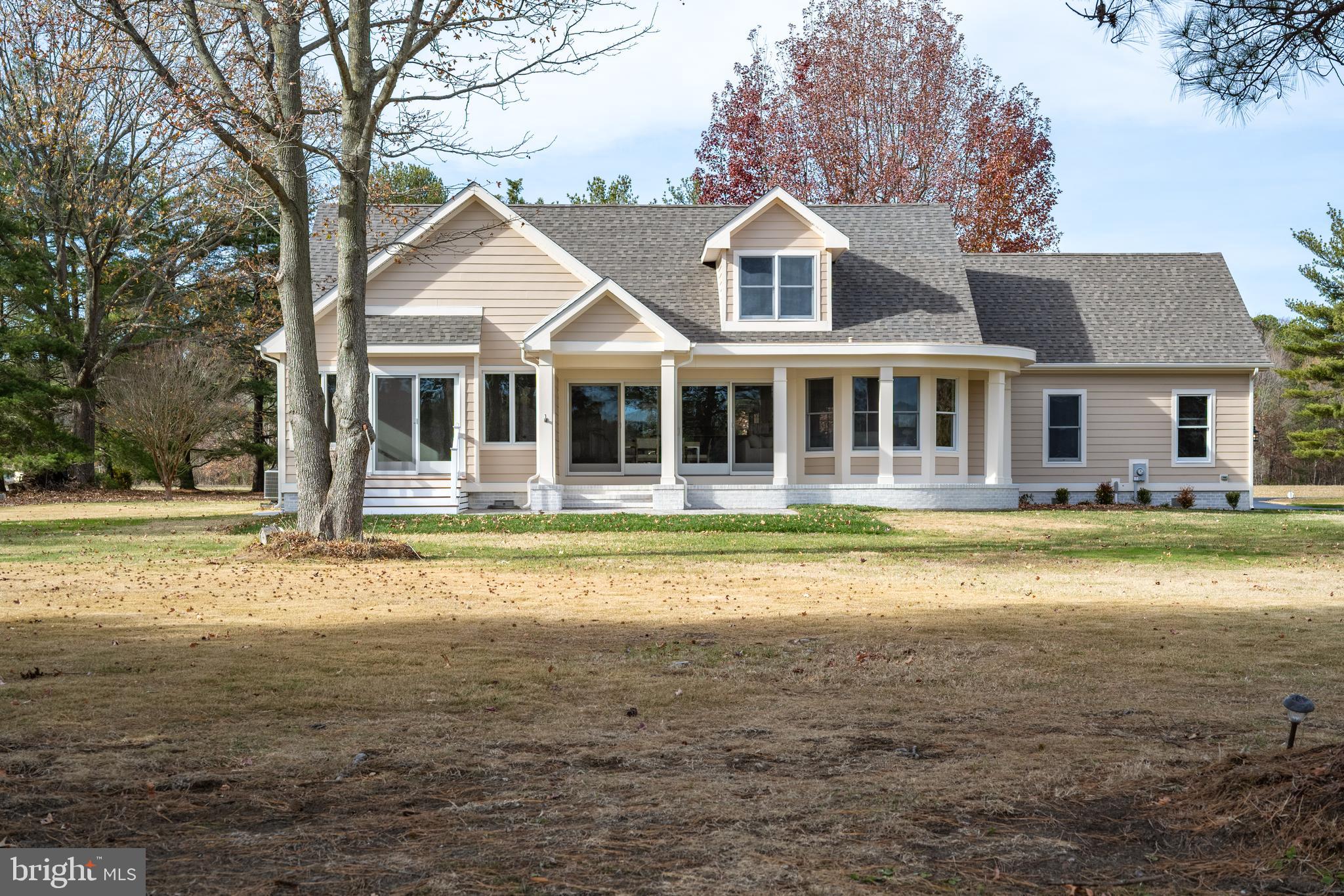 9175 MALLARD POINT COURT
