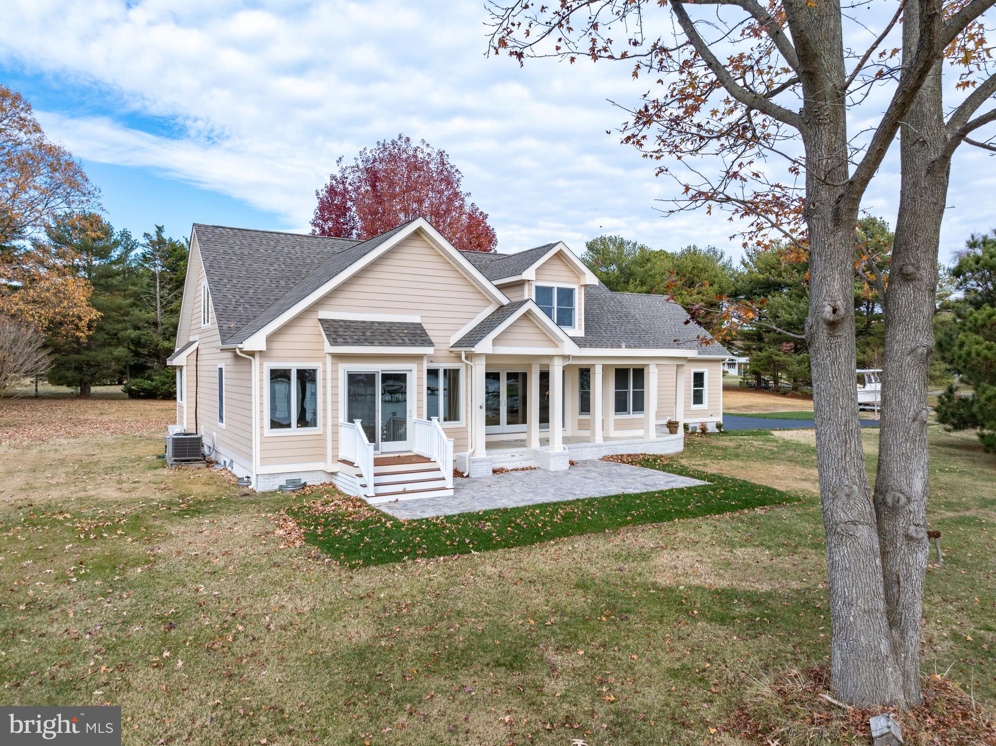 MALLARD POINT - Residential