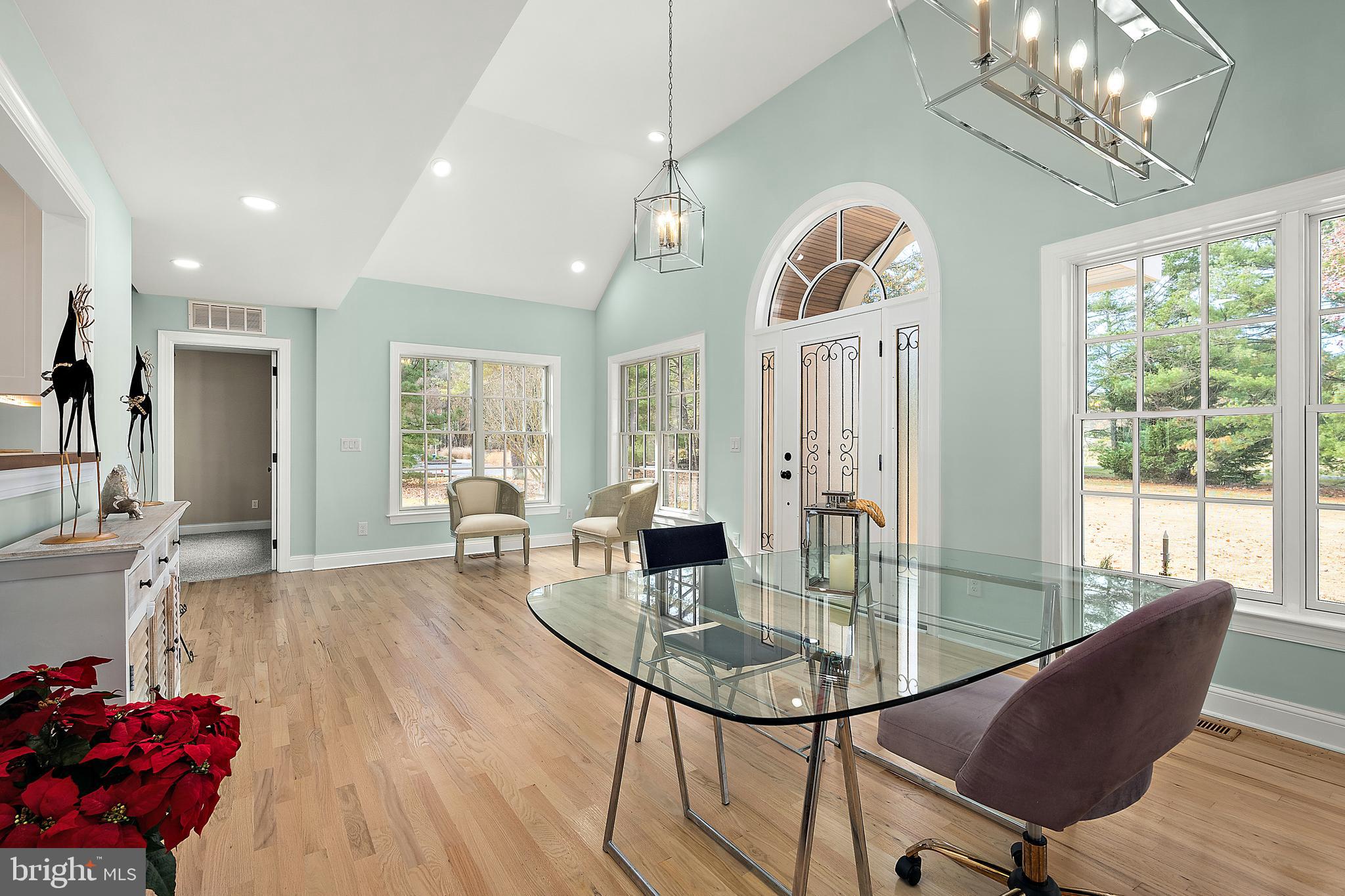 MALLARD POINT - Residential