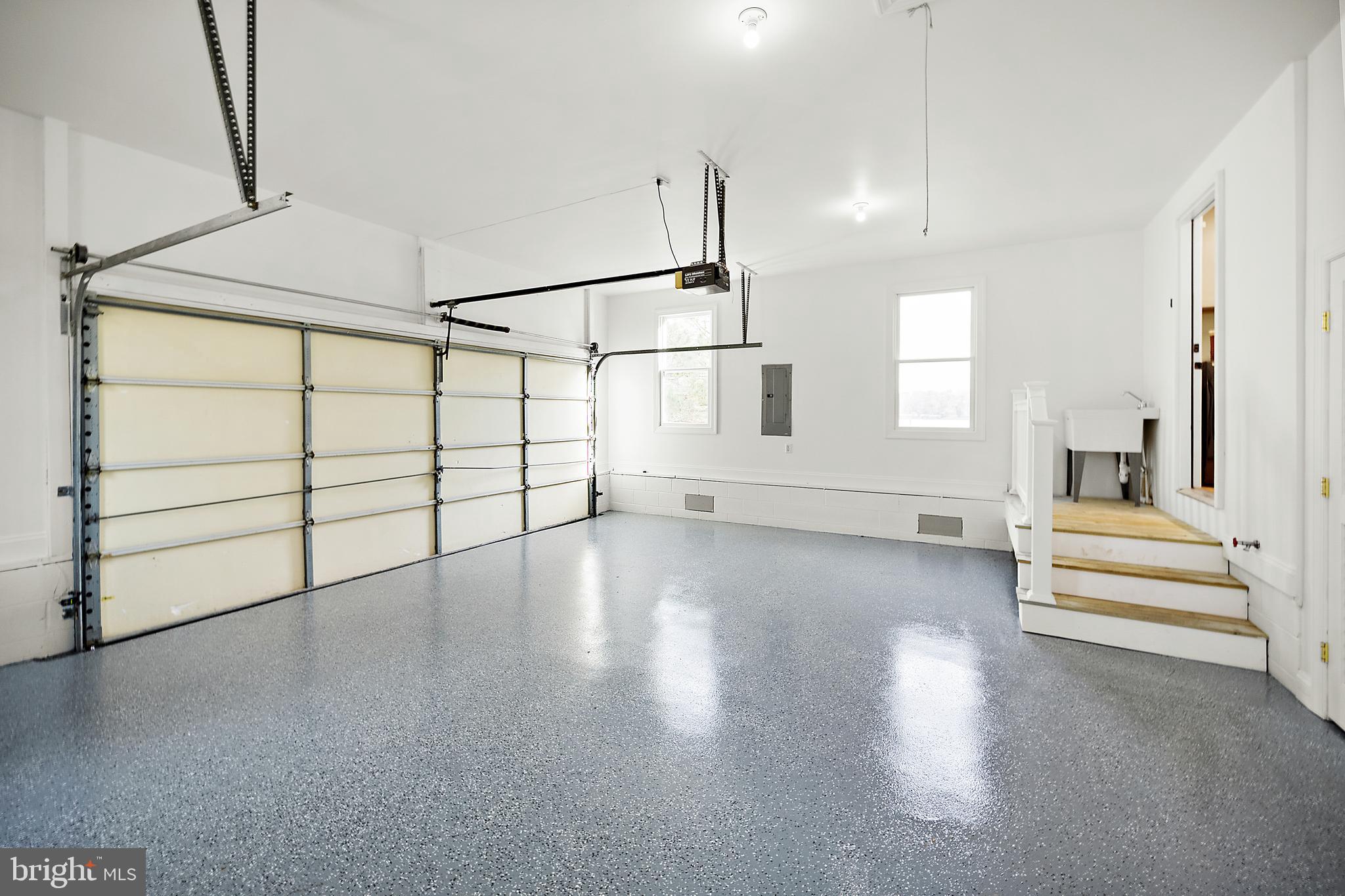 MALLARD POINT - Residential