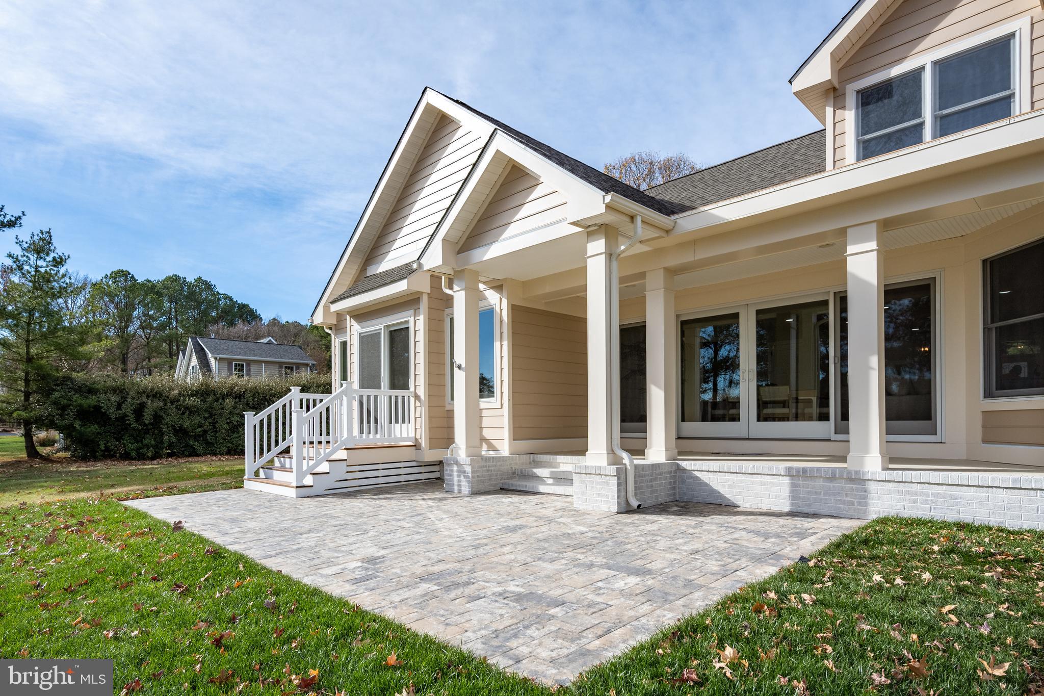 MALLARD POINT - Residential