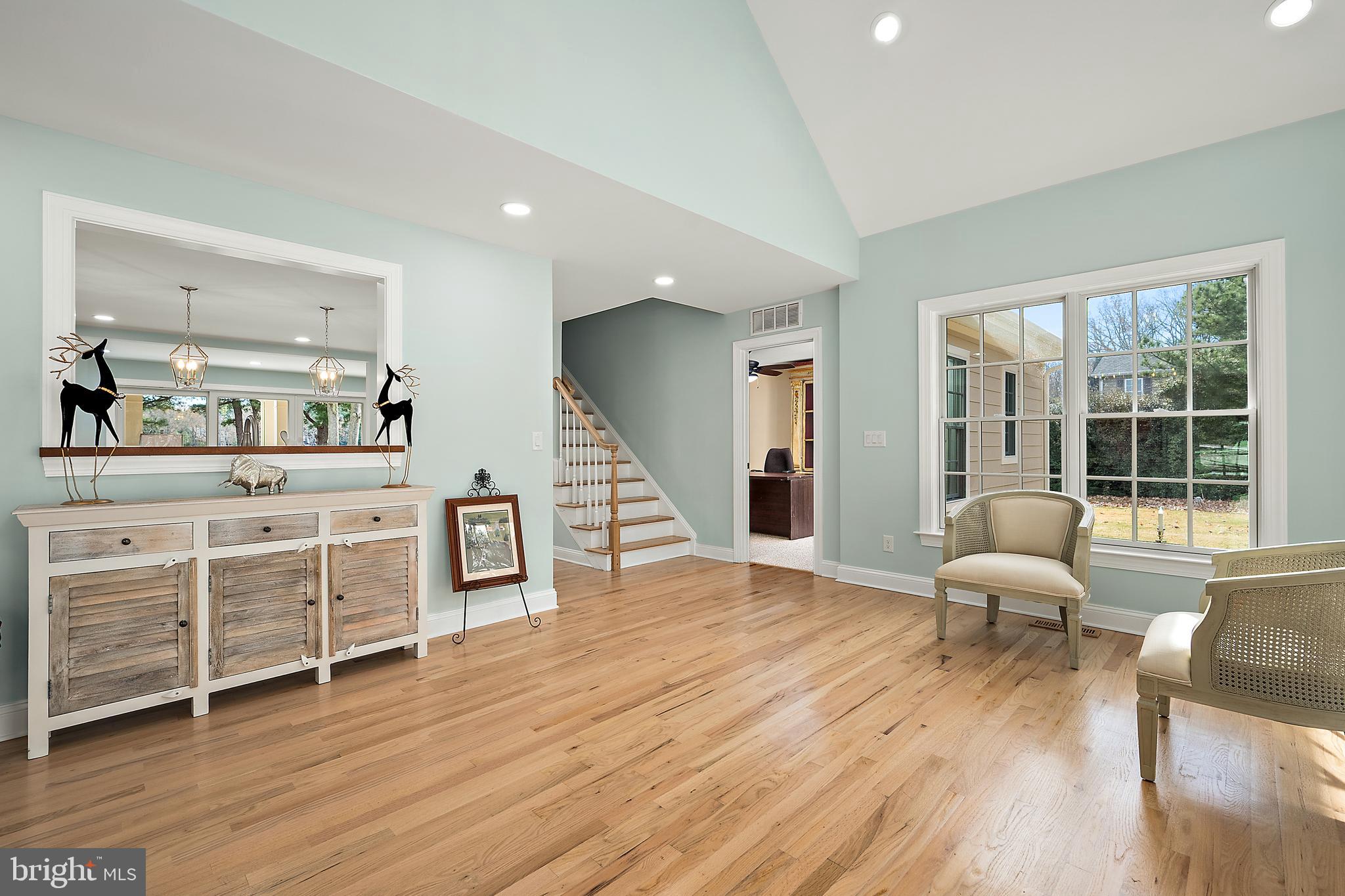 MALLARD POINT - Residential