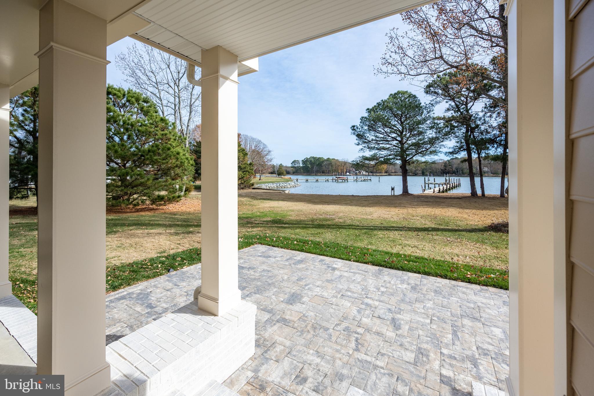 MALLARD POINT - Residential