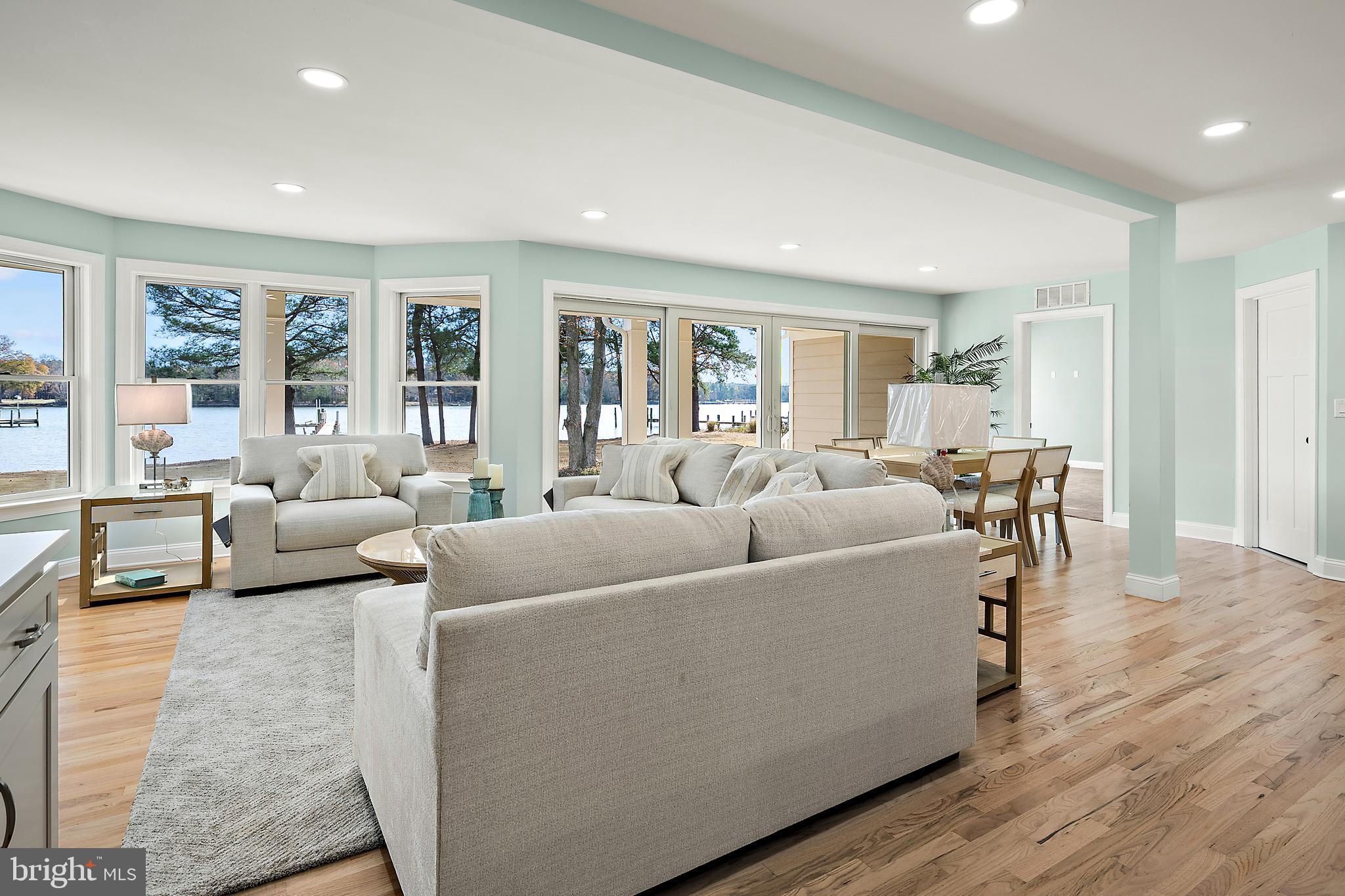 MALLARD POINT - Residential