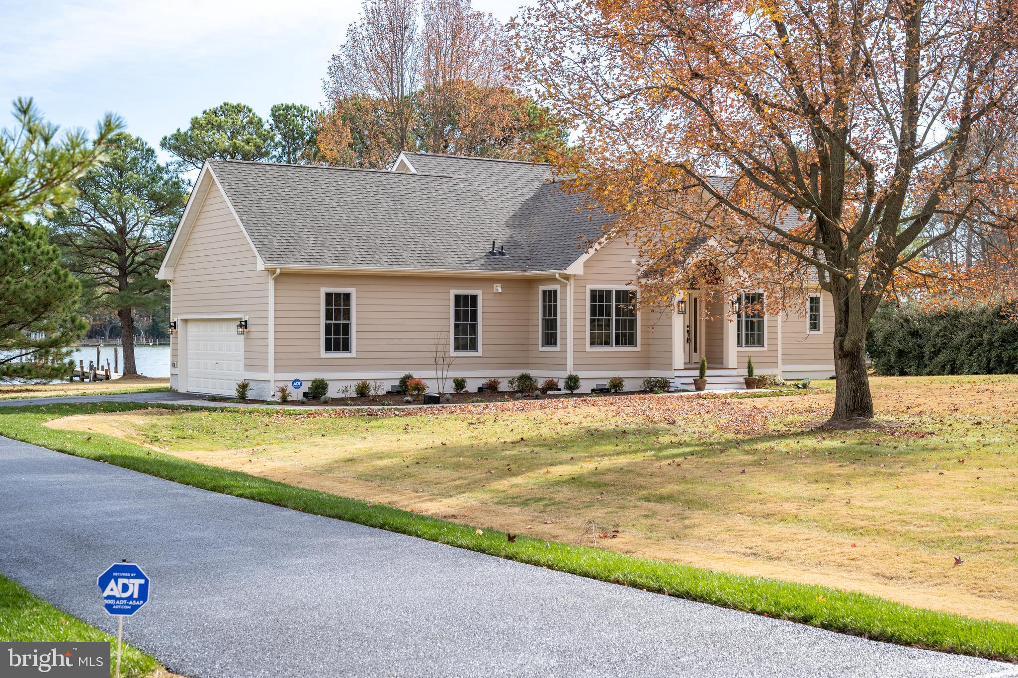 MALLARD POINT - Residential