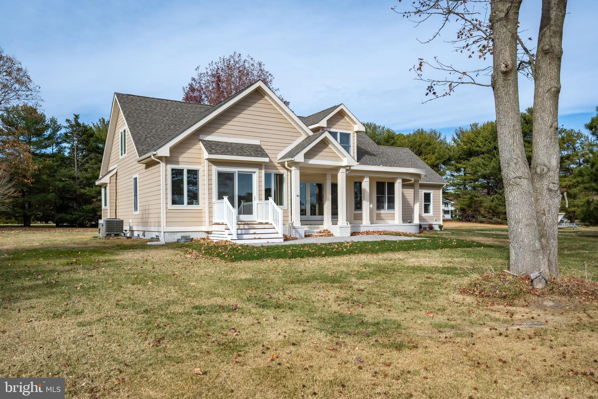 MALLARD POINT - Residential