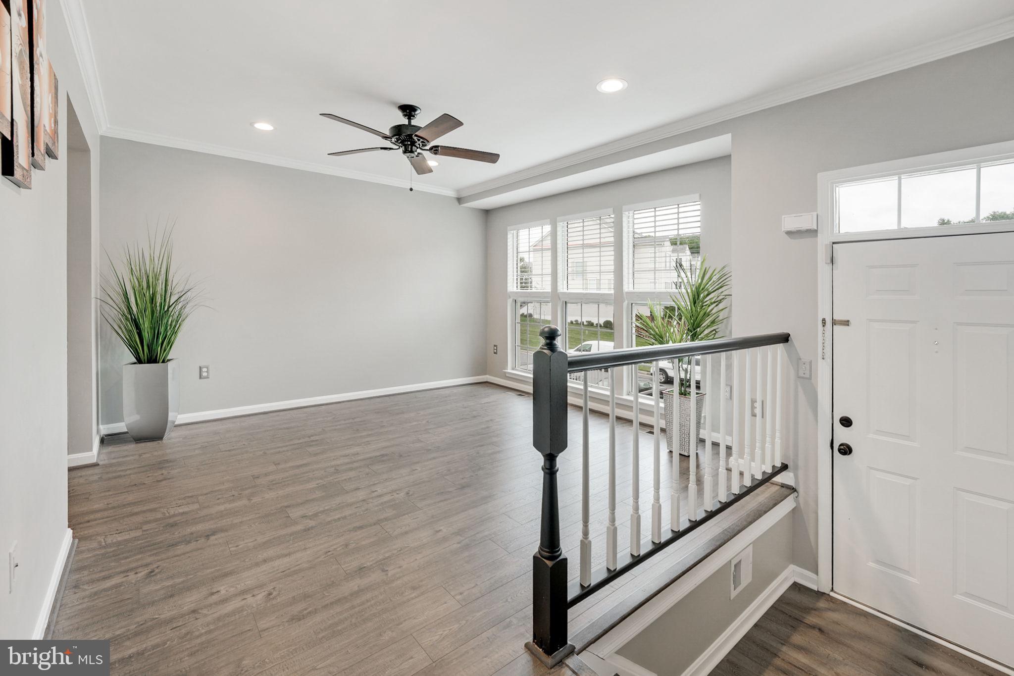 RIDGEFIELD VILLAGE - Residential