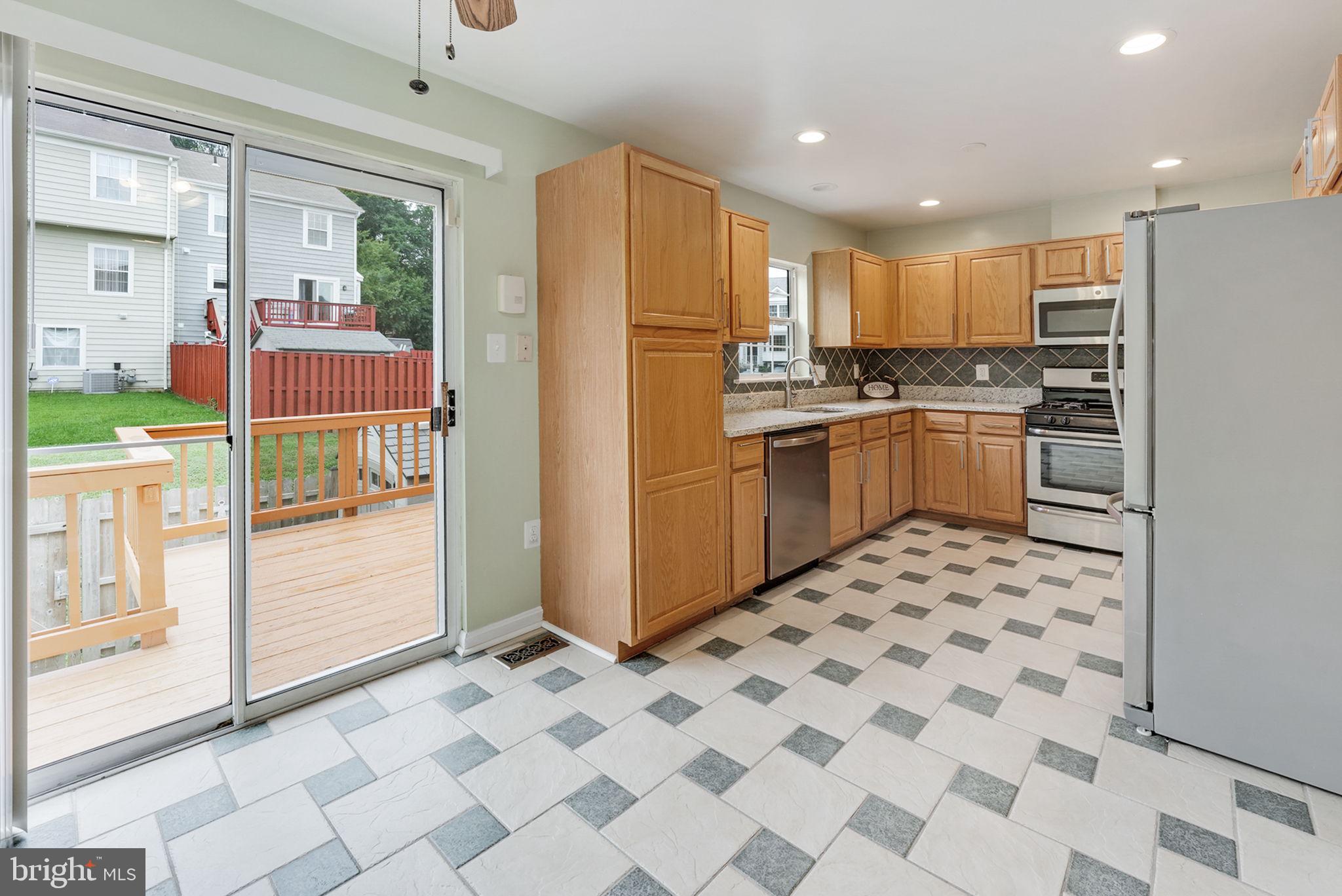 RIDGEFIELD VILLAGE - Residential