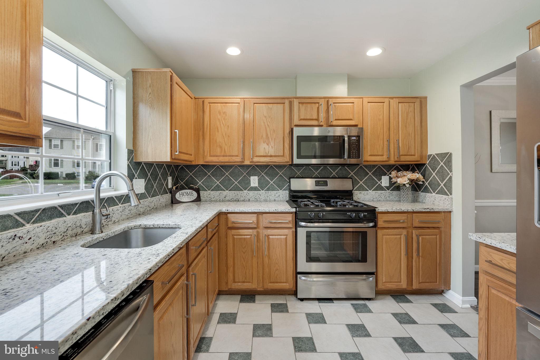 RIDGEFIELD VILLAGE - Residential