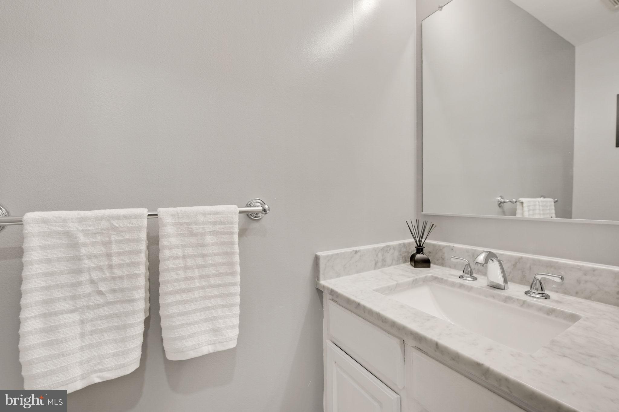 RIDGEFIELD VILLAGE - Residential