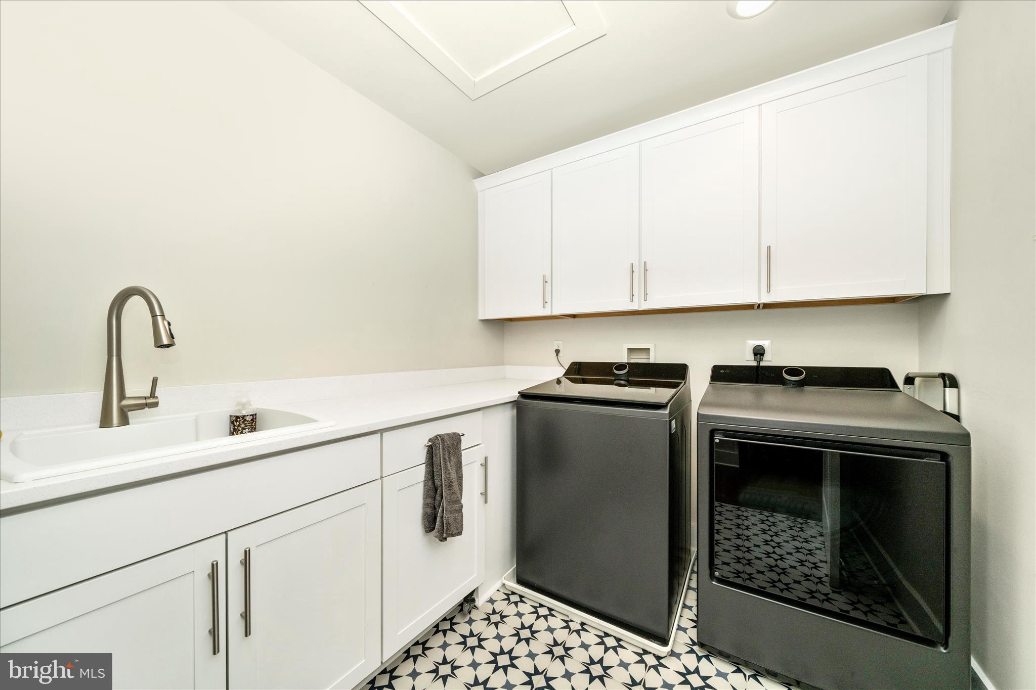 SENECA FARM - Residential
