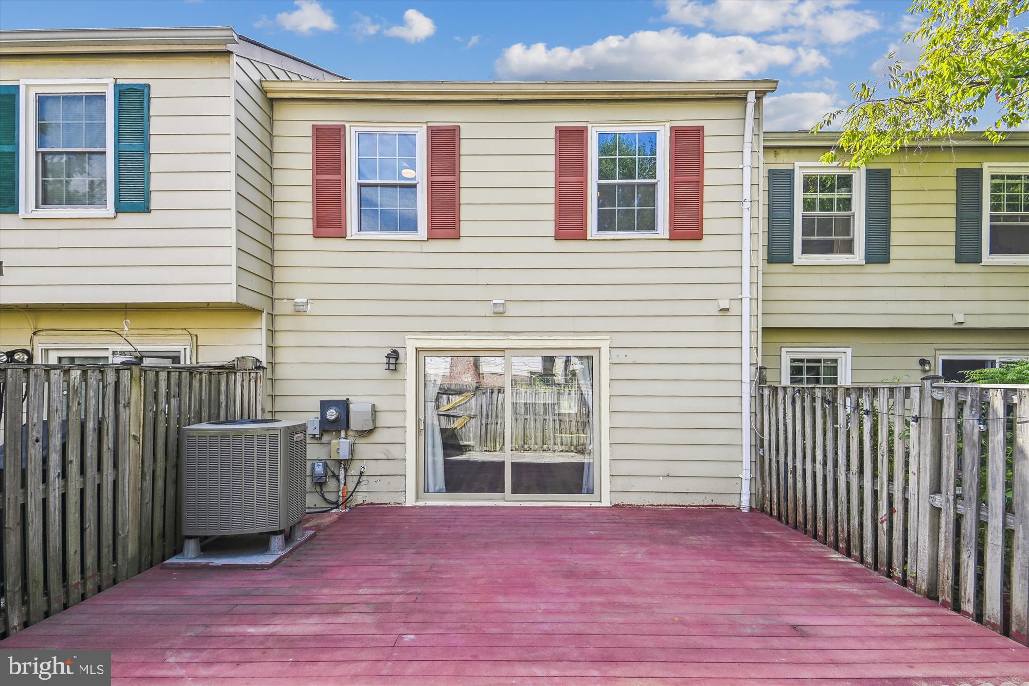 FRANCONIA COMMONS - Residential