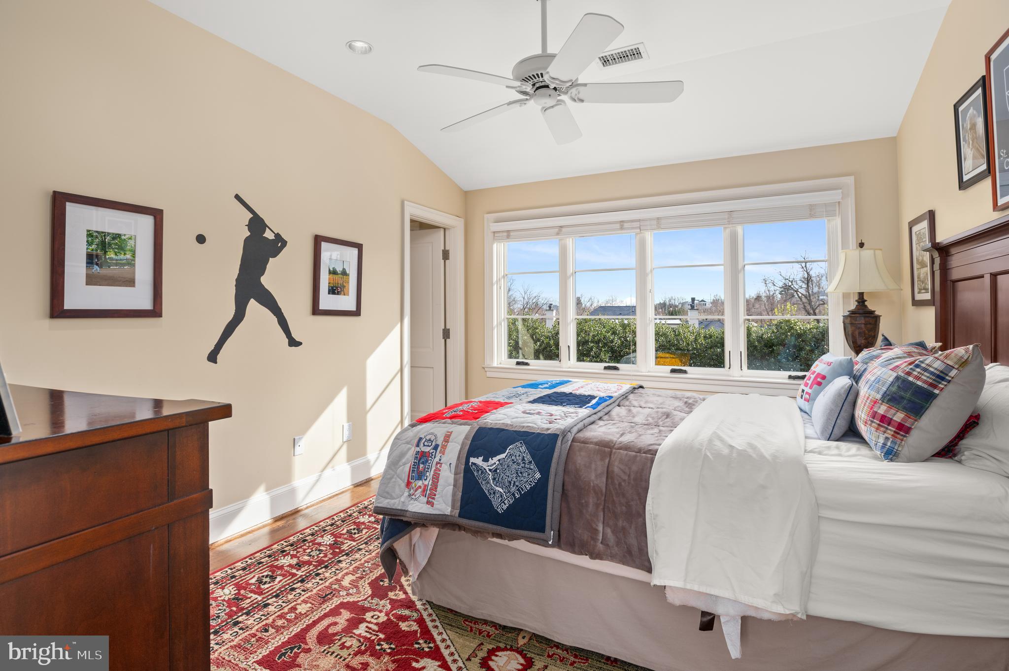 PHILLIPS PARK - Residential