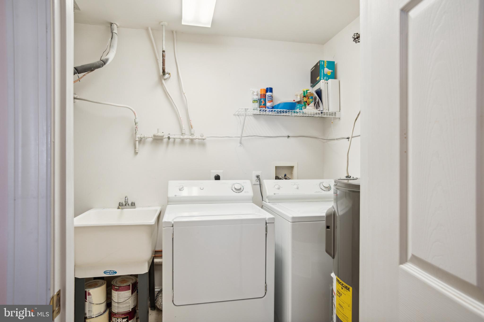 WATERS EDGE - Residential Lease