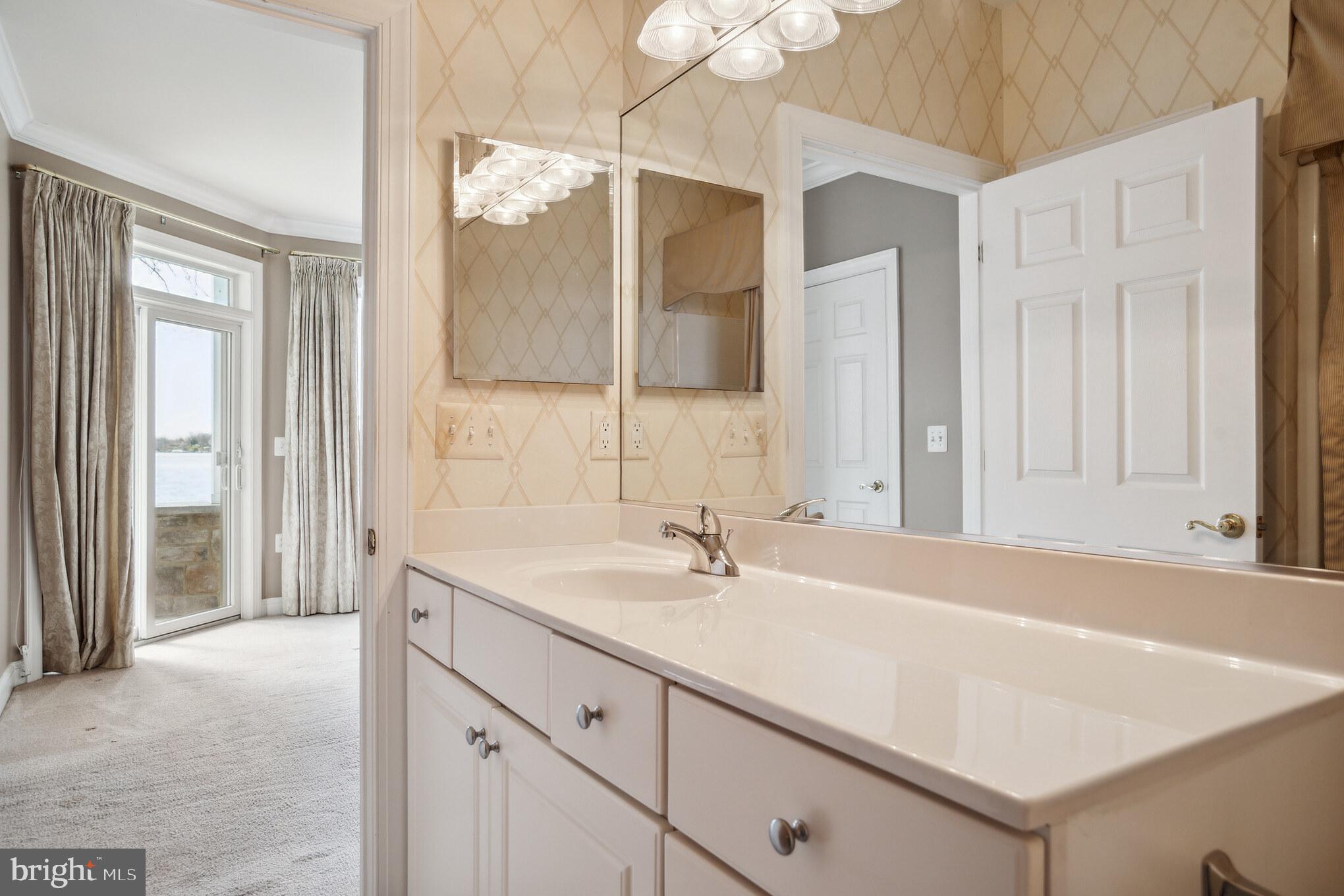 WATERS EDGE - Residential Lease