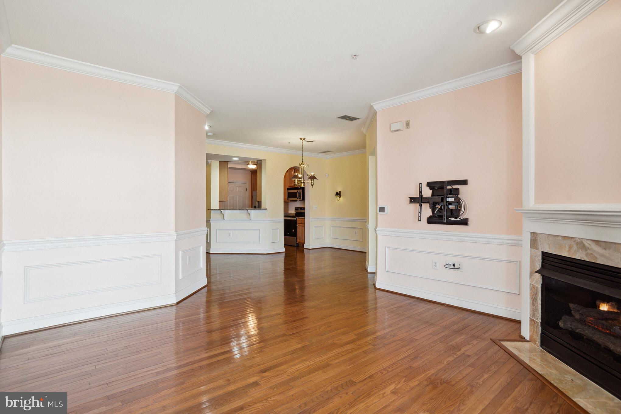 WATERS EDGE - Residential Lease