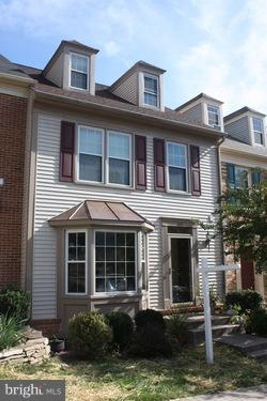 Large, spacious townhouse w/ gleaming hardwoods & fresh paint. Huge Kitchen w/ granite island, s/s appliances one year old & breakfast area. Bonus loft above Master Bedroom. Fully finished basement Rec Room, gas fireplace, built-in bookcase w/ cabinet, Full Bath w/ Sauna, Utility Room w/ lots of storage. Newer HVAC. Roof - 2017. Newer deck, brick patio & flat backyard. Backs to trees!