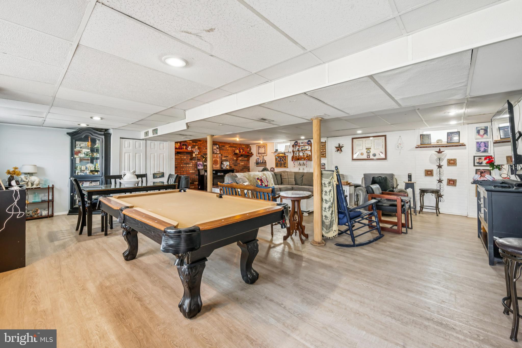 2822 BURLINGTON AVENUE