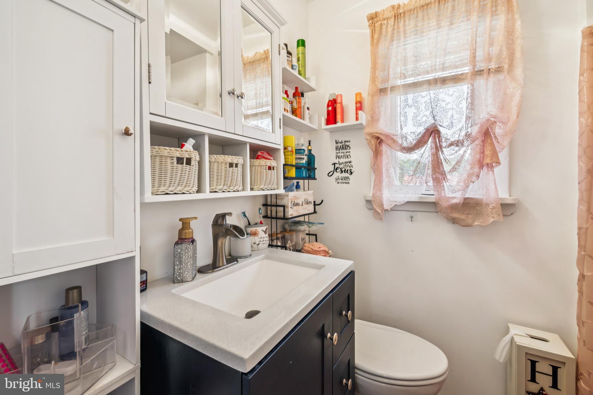 2822 BURLINGTON AVENUE