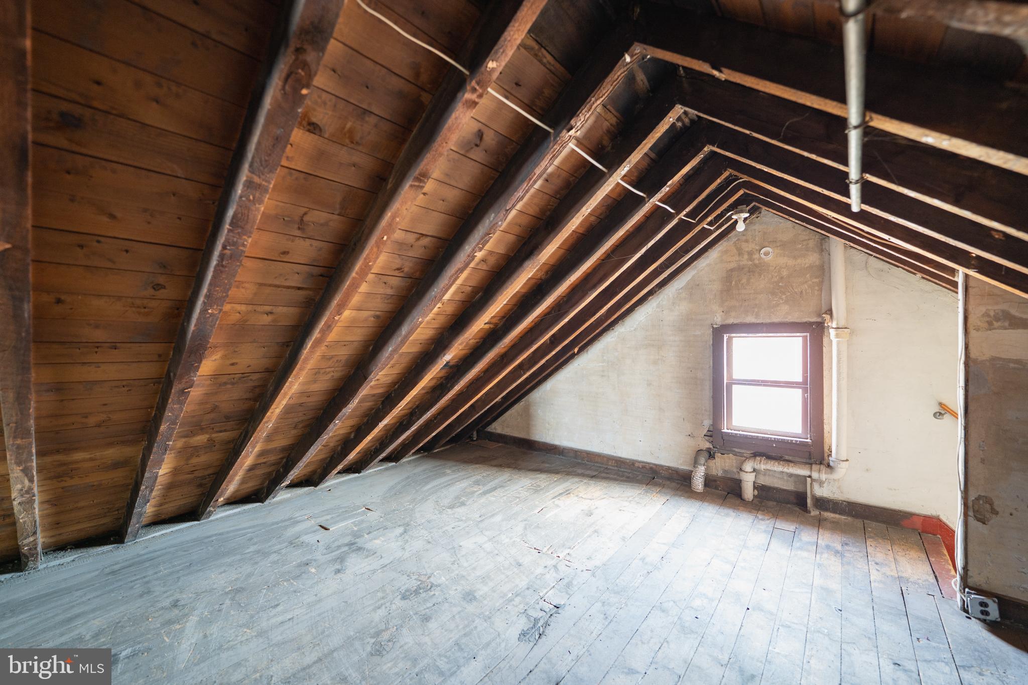 EASTON CITY - Residential