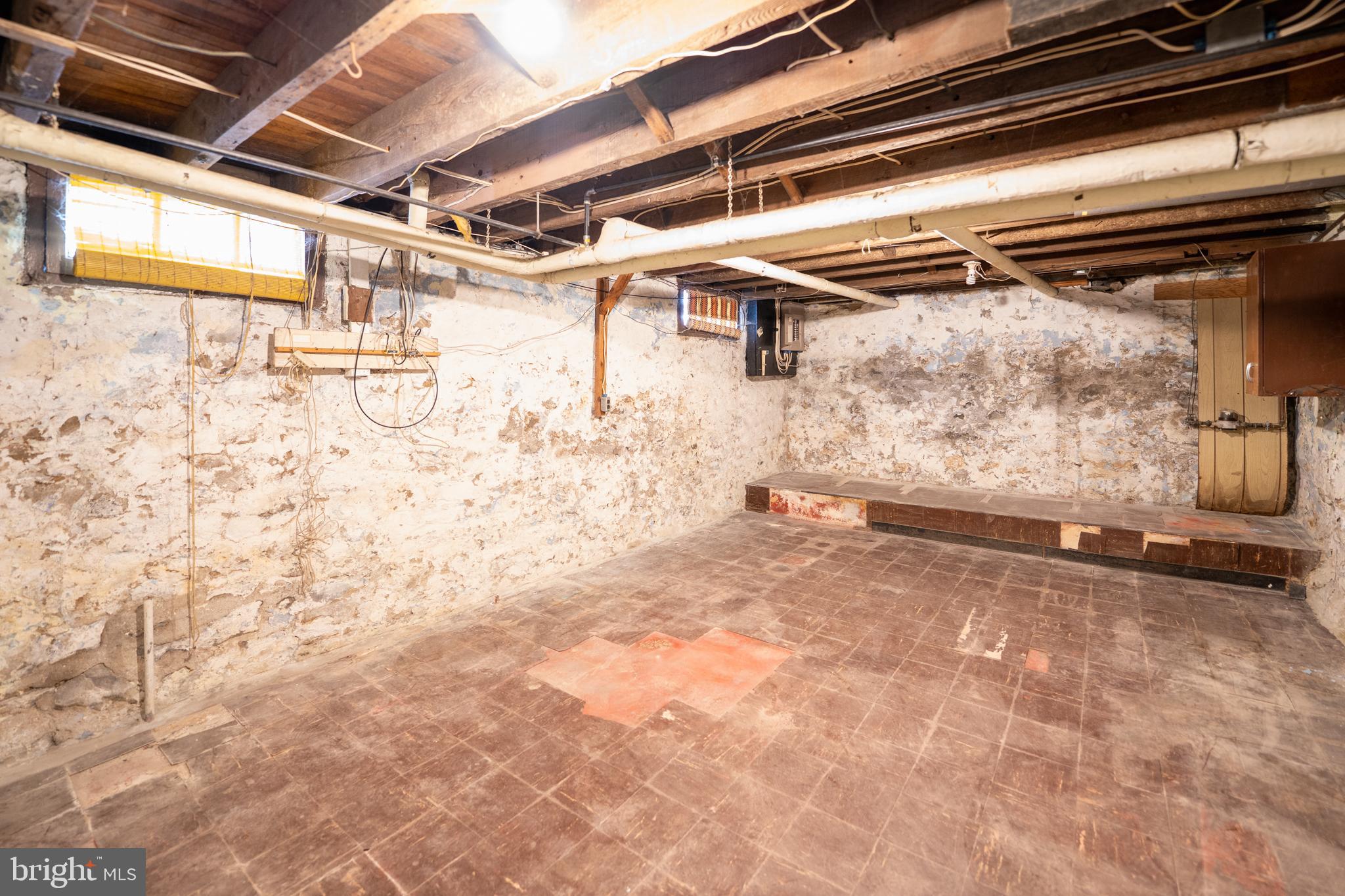 EASTON CITY - Residential