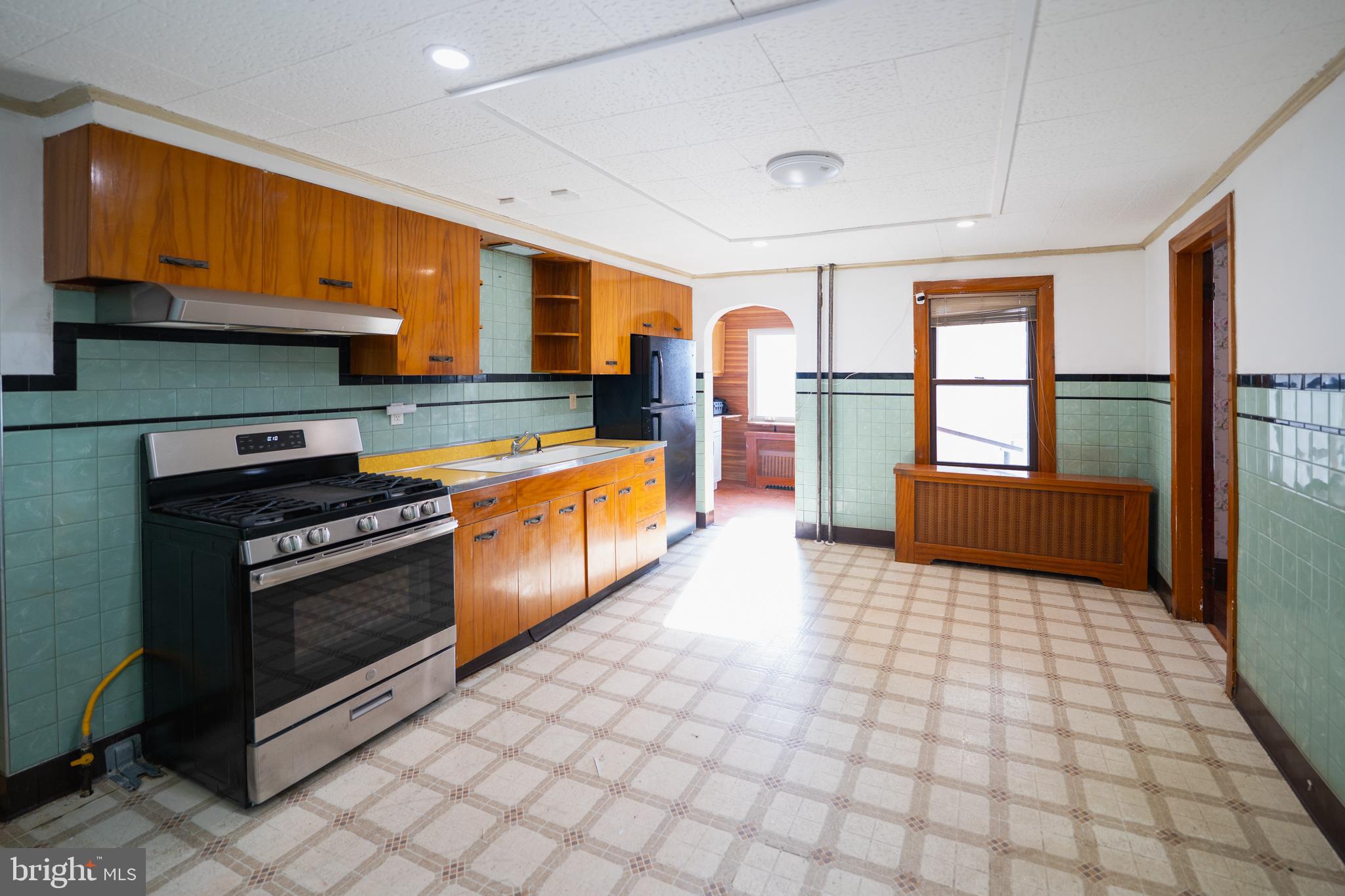 EASTON CITY - Residential