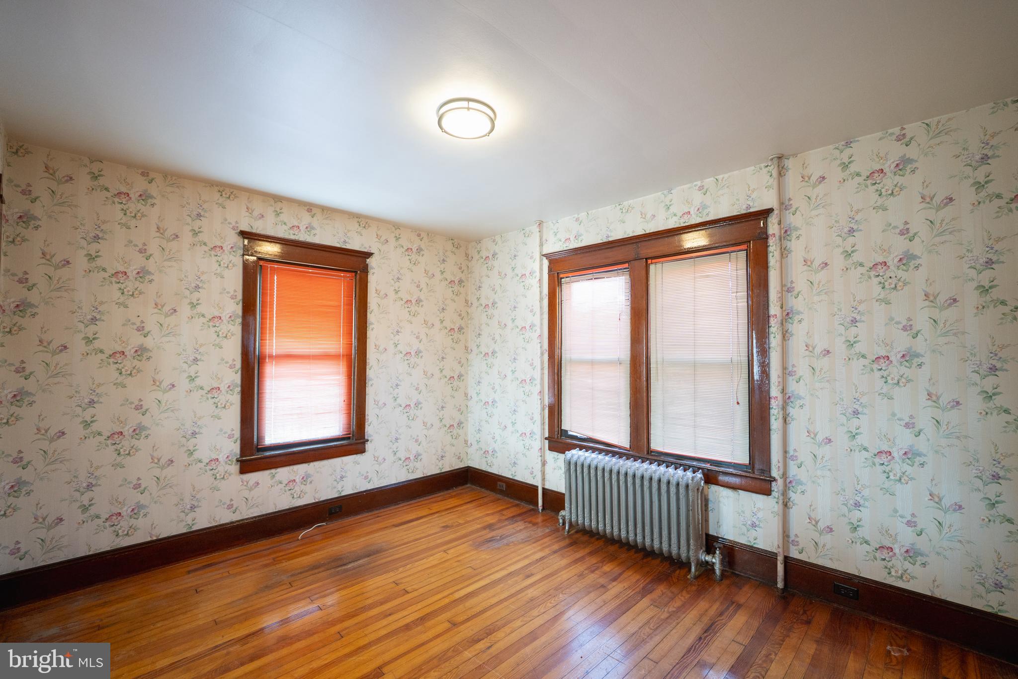 EASTON CITY - Residential