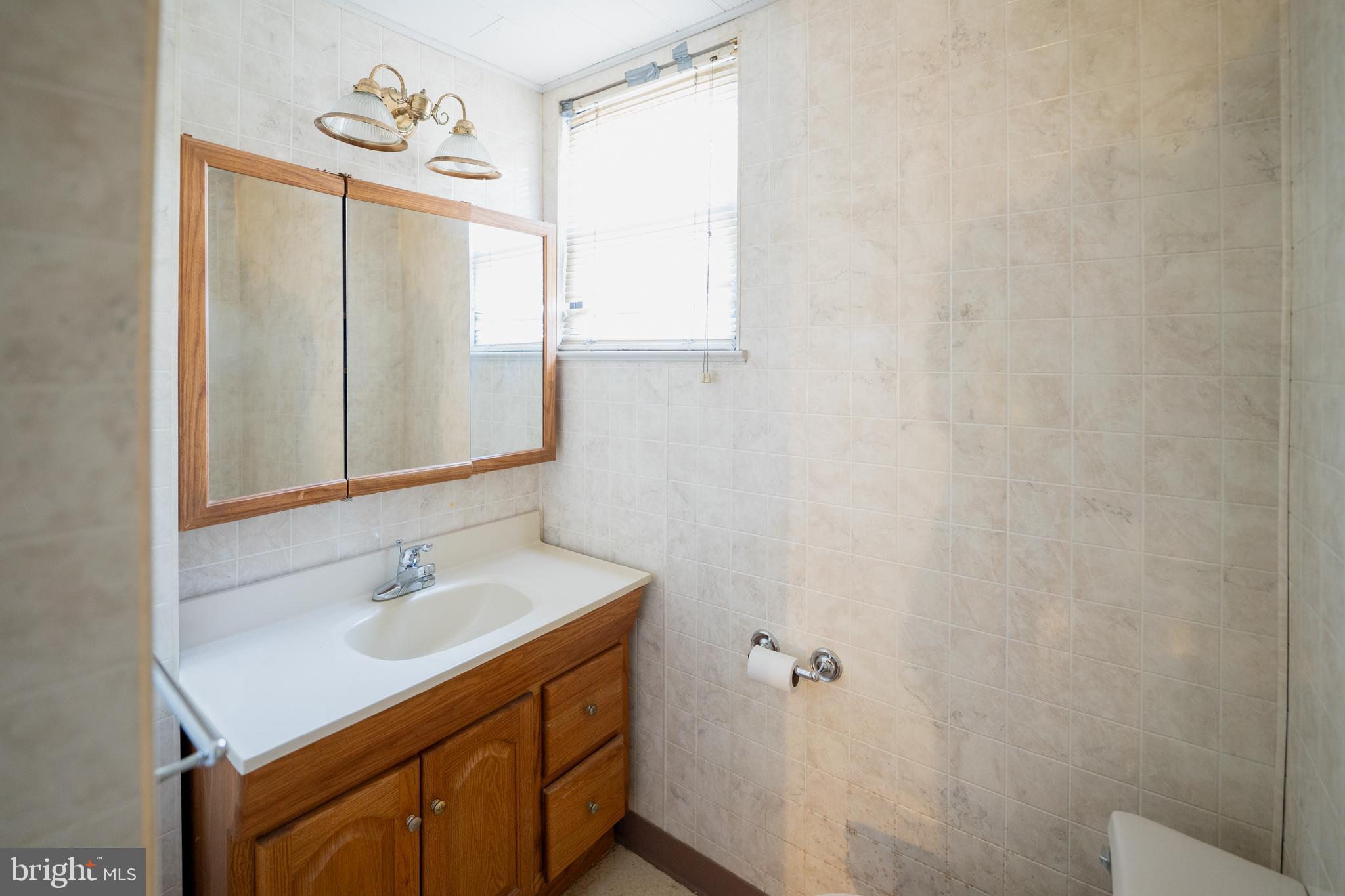 EASTON CITY - Residential