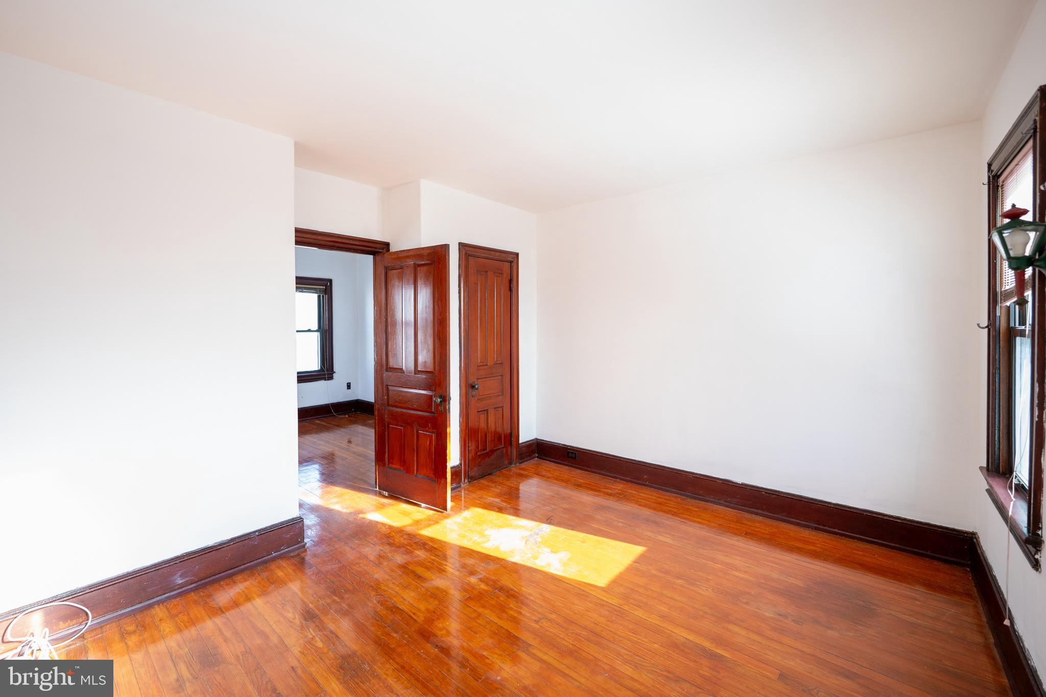 EASTON CITY - Residential