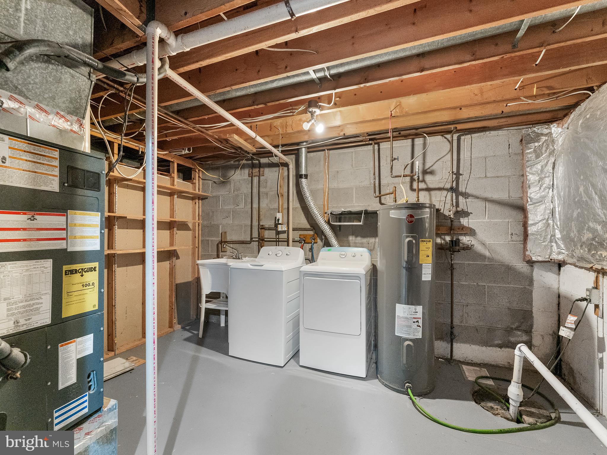 SHANNON STATION - Residential