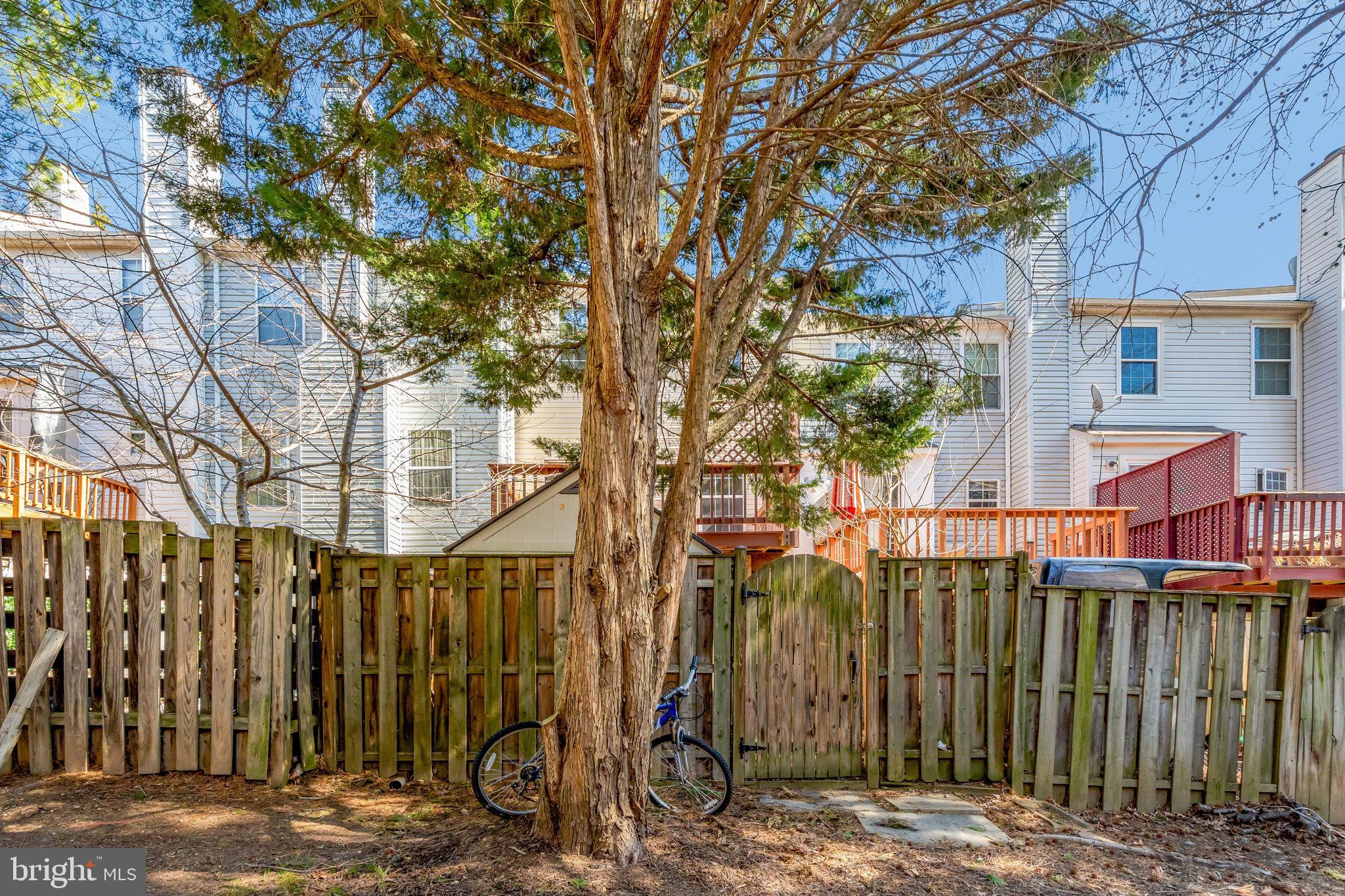 FAIRFAX - Residential