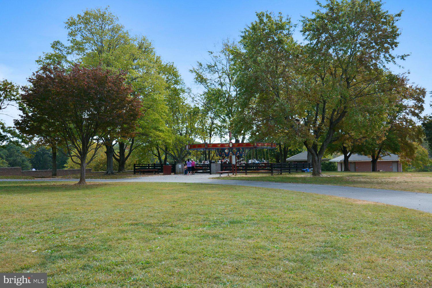 RESTON - Residential