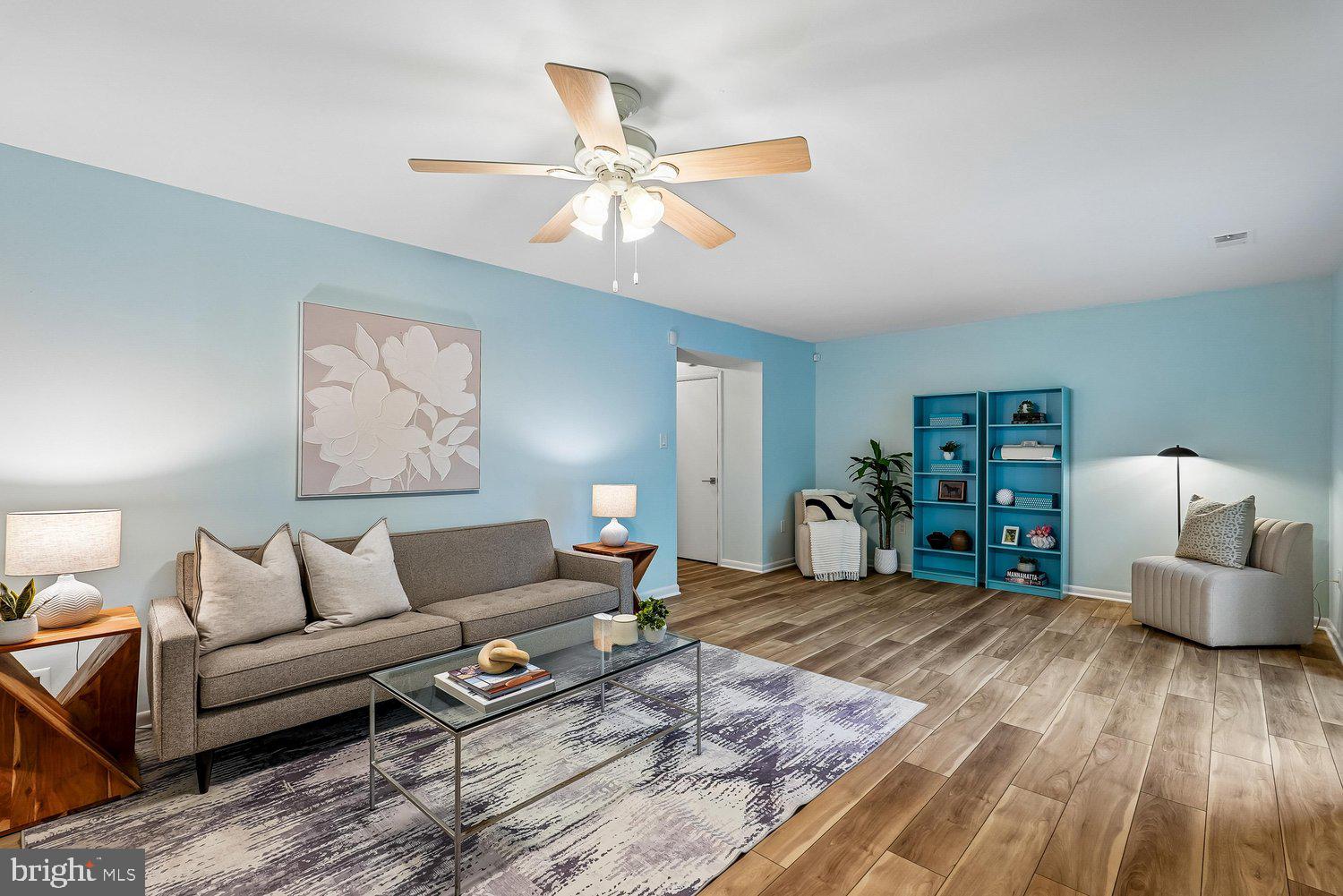 RESTON - Residential