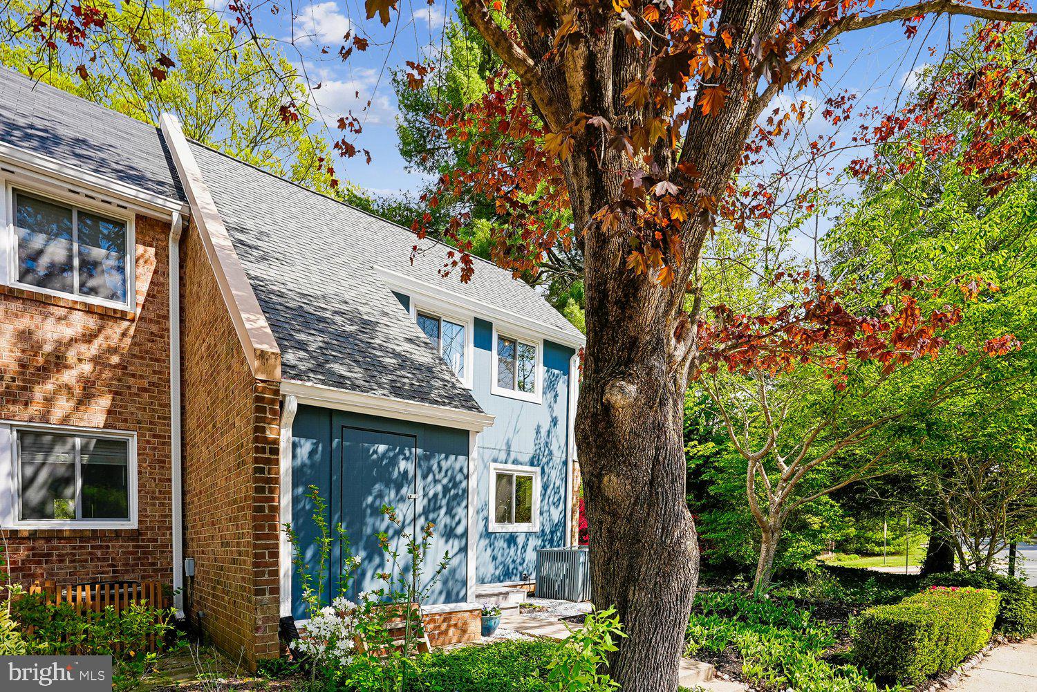 11110 FOREST EDGE DRIVE