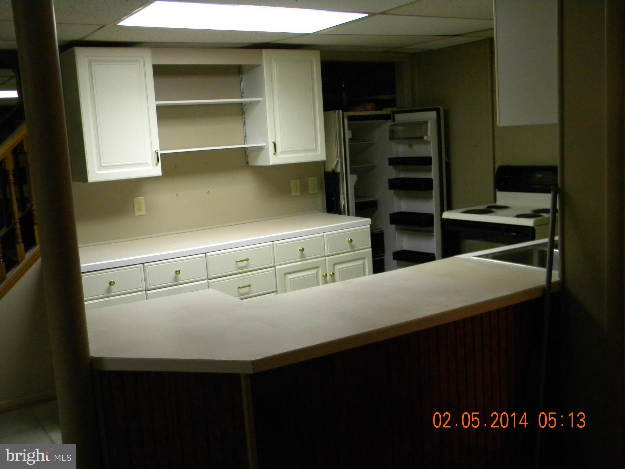 H W DELLINGER - Residential