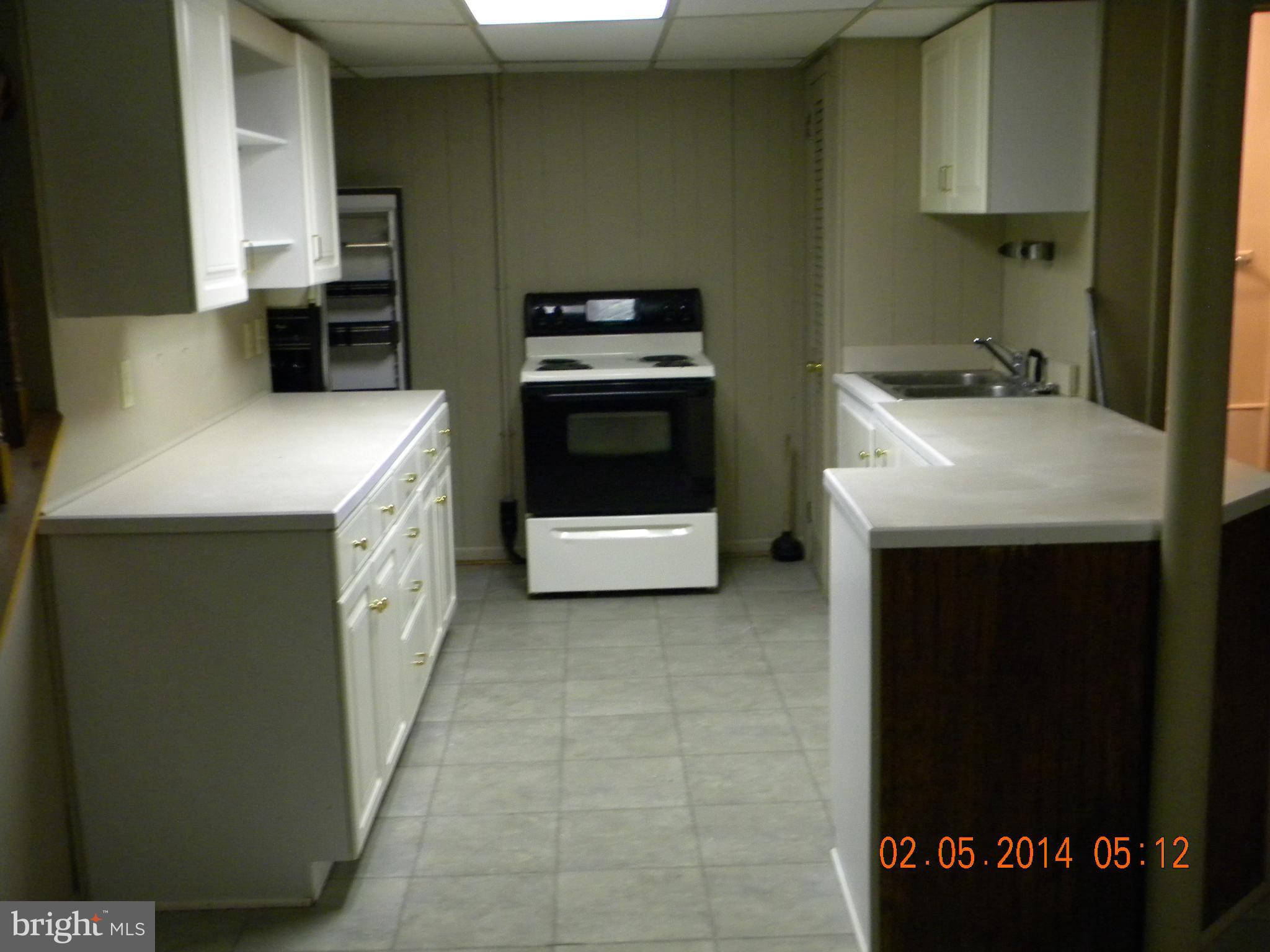 H W DELLINGER - Residential