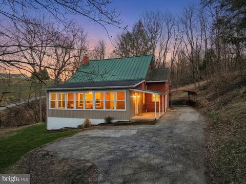 905 CHAMBERS ROAD YORK PA 17402