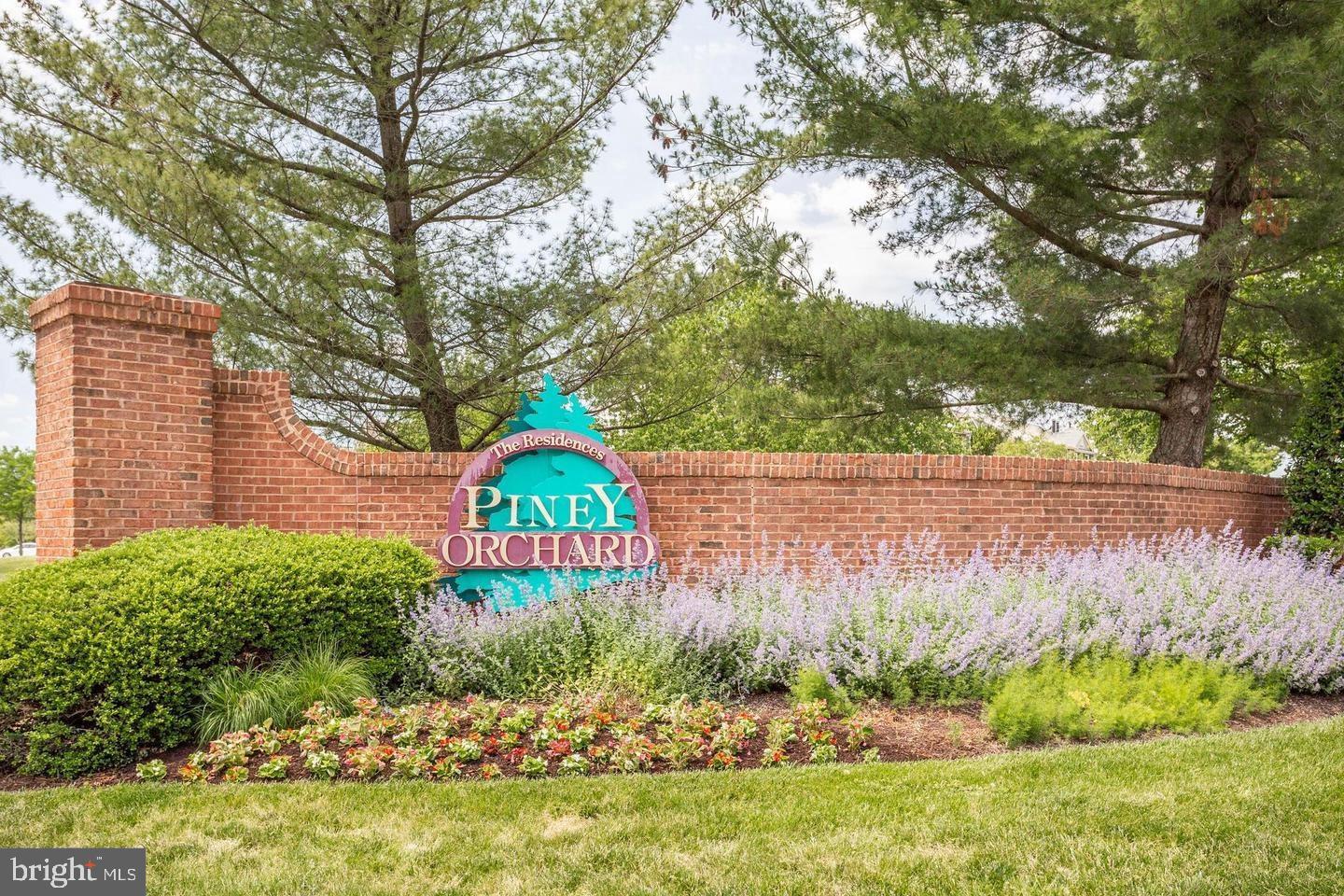 WOODLAND WALK - Residential