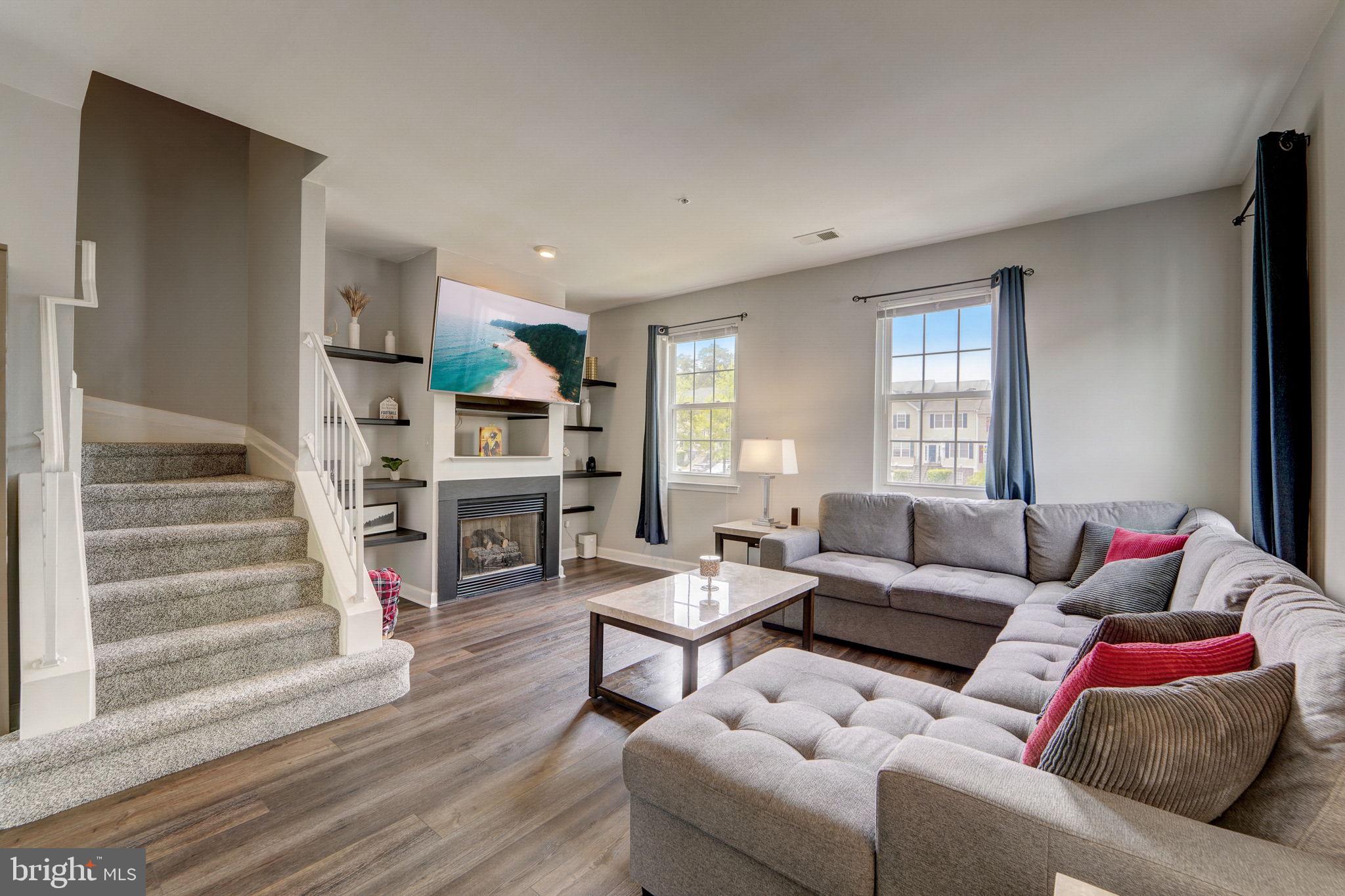 WOODLAND WALK - Residential