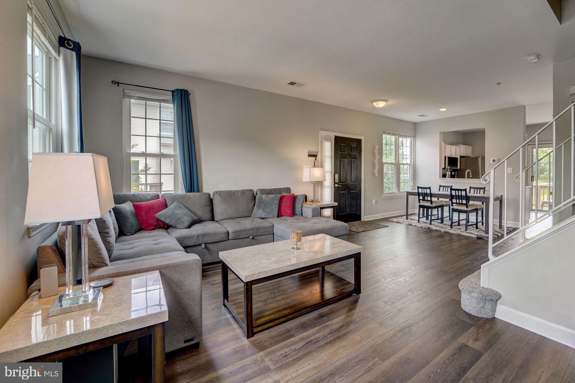 WOODLAND WALK - Residential