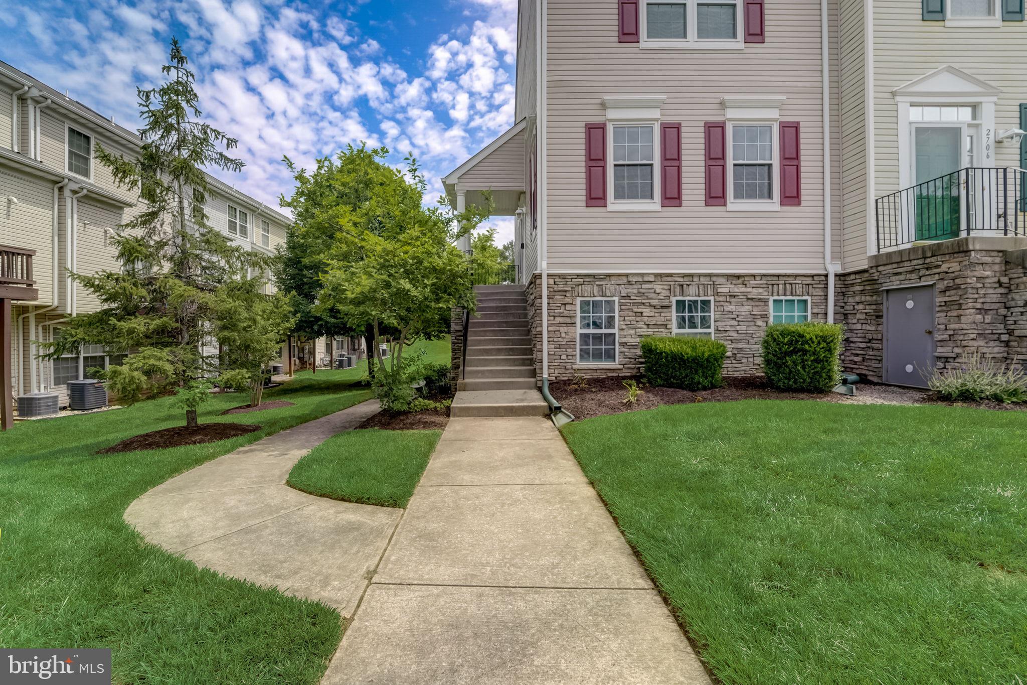 WOODLAND WALK - Residential