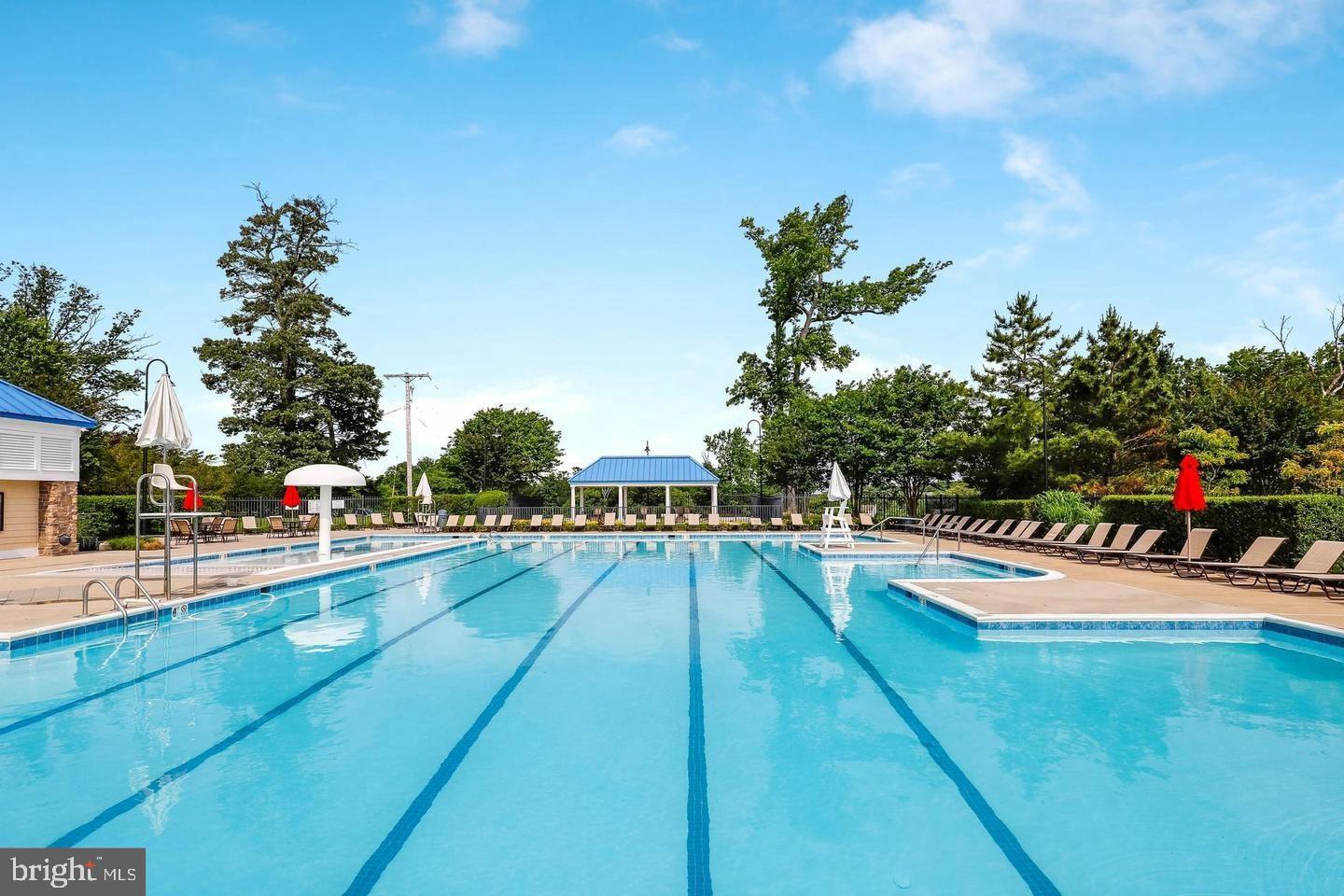 WOODLAND WALK - Residential