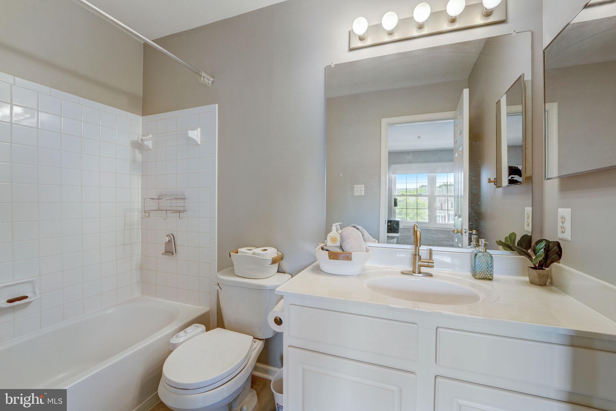 WOODLAND WALK - Residential