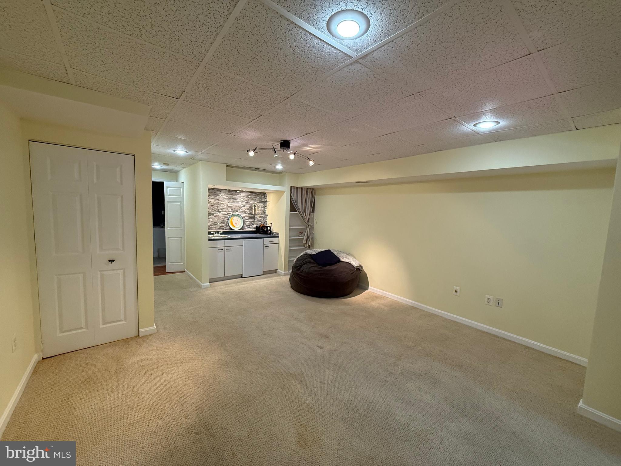 SPRINGFIELD OAKS - Residential